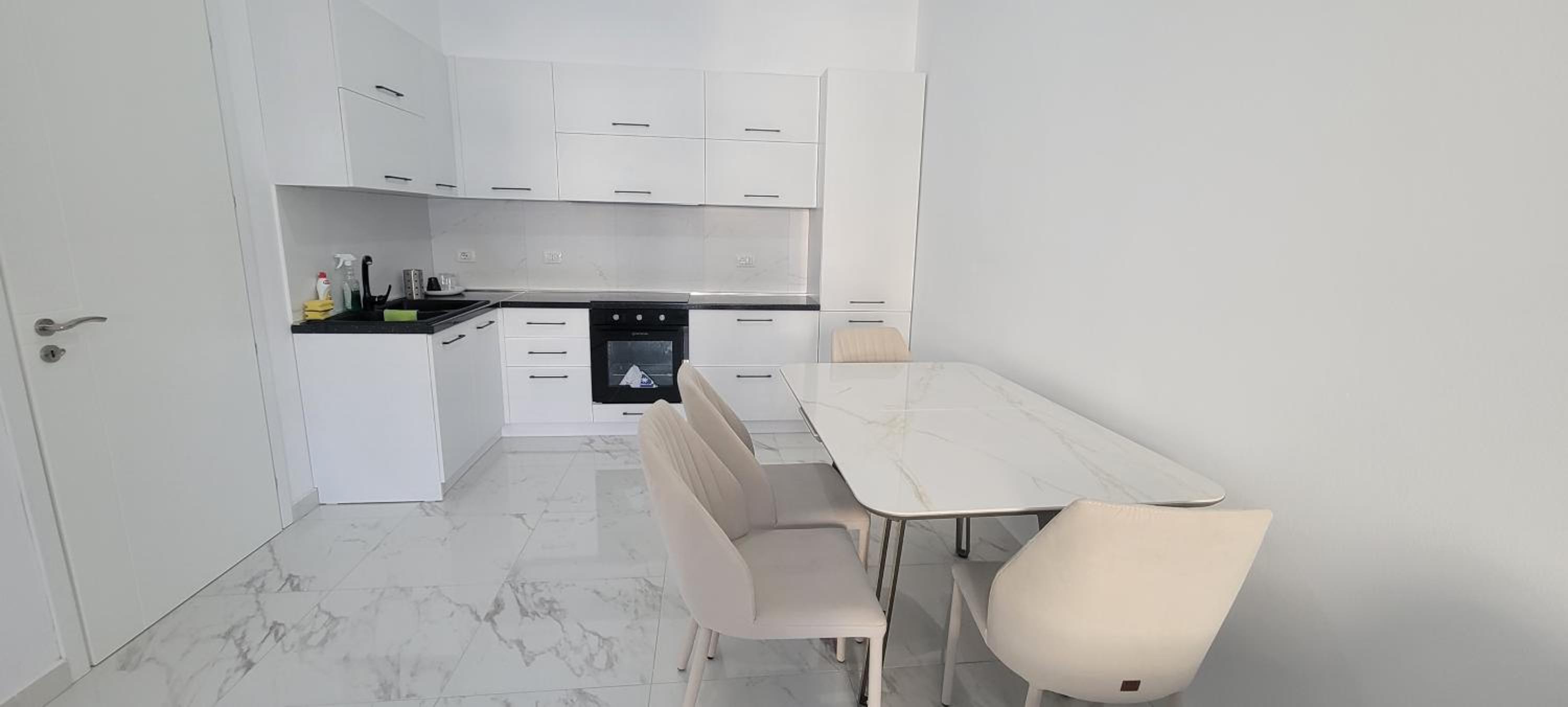 Lightside Apartment