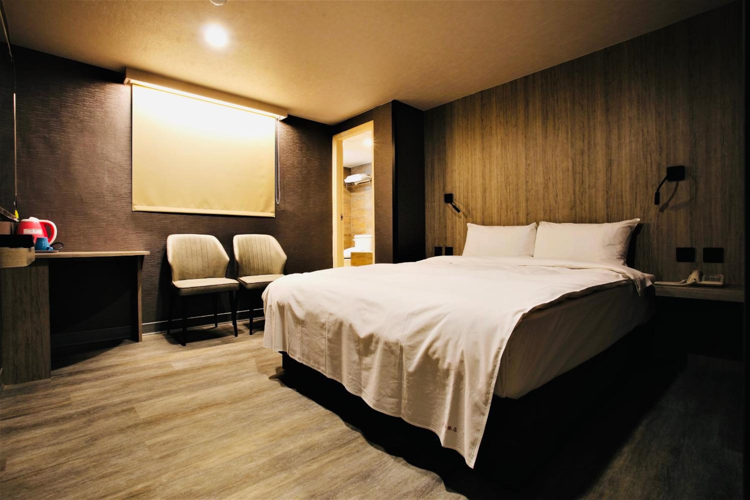 Golden Home Hotel