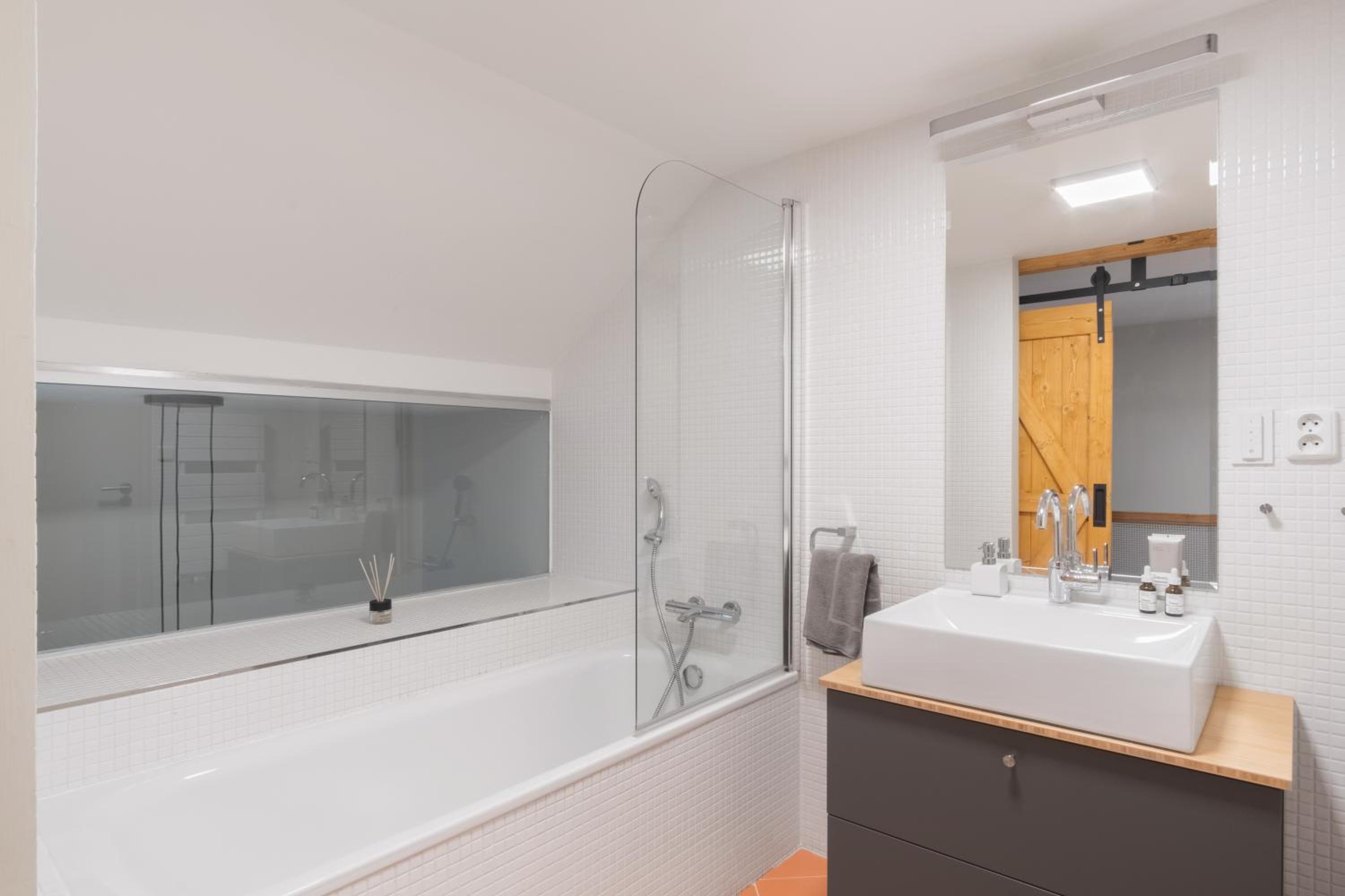Prague Days - Loft with Garage and Workspace right next to Wenceslas Square
