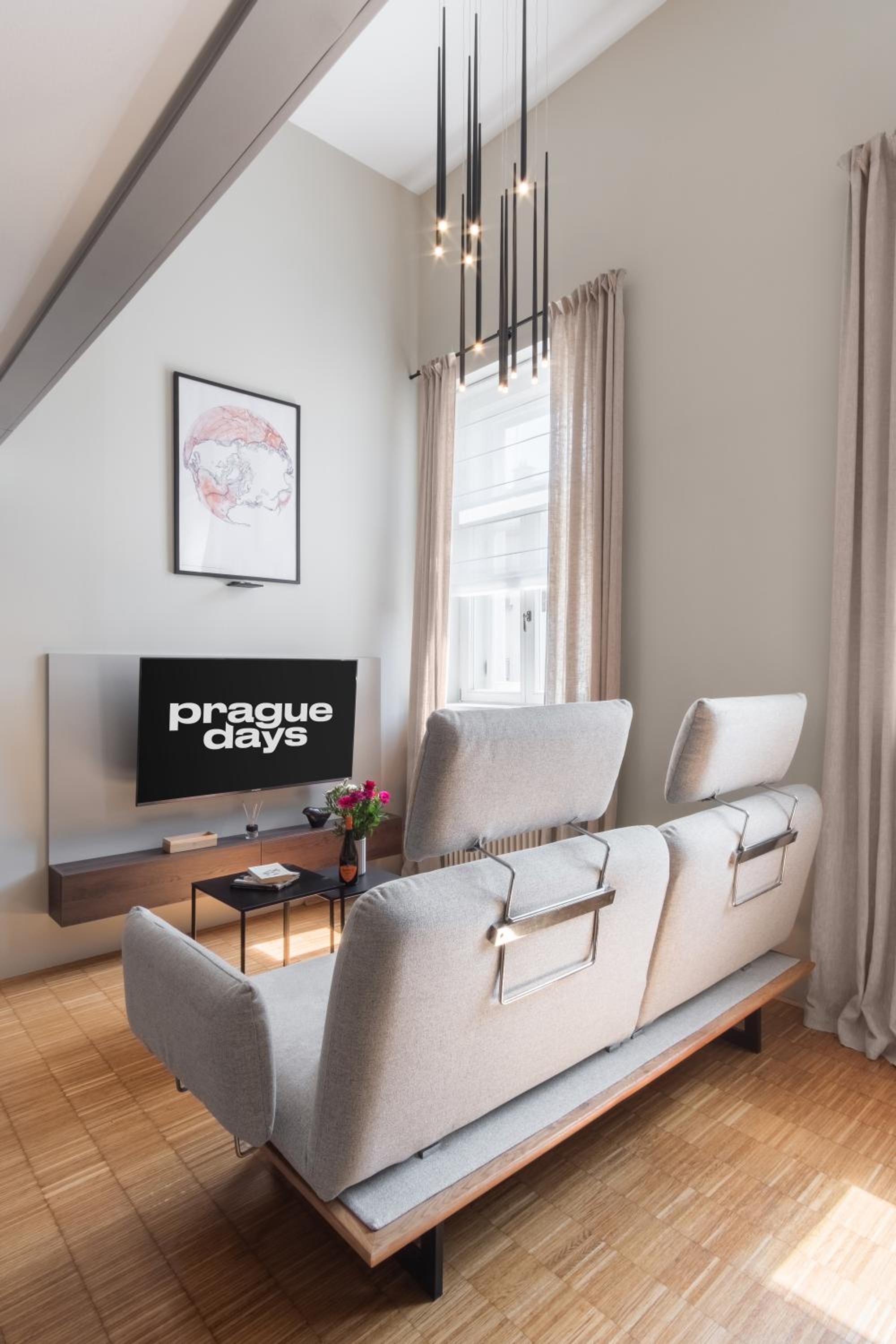 Prague Days - Loft with Garage and Workspace right next to Wenceslas Square