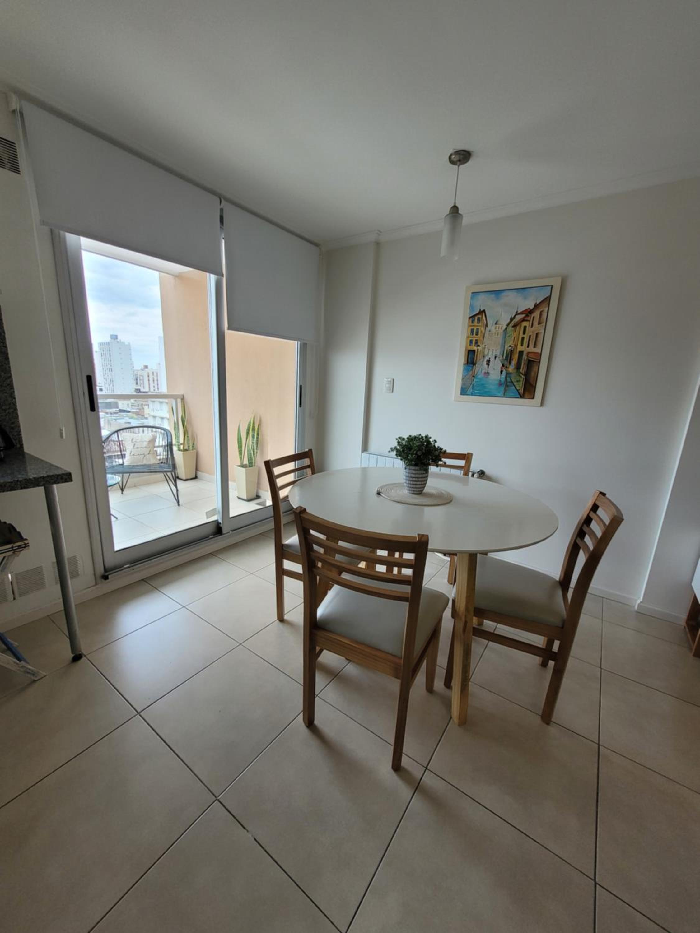 Departamento céntrico en Santa Fe. Cochera privada.