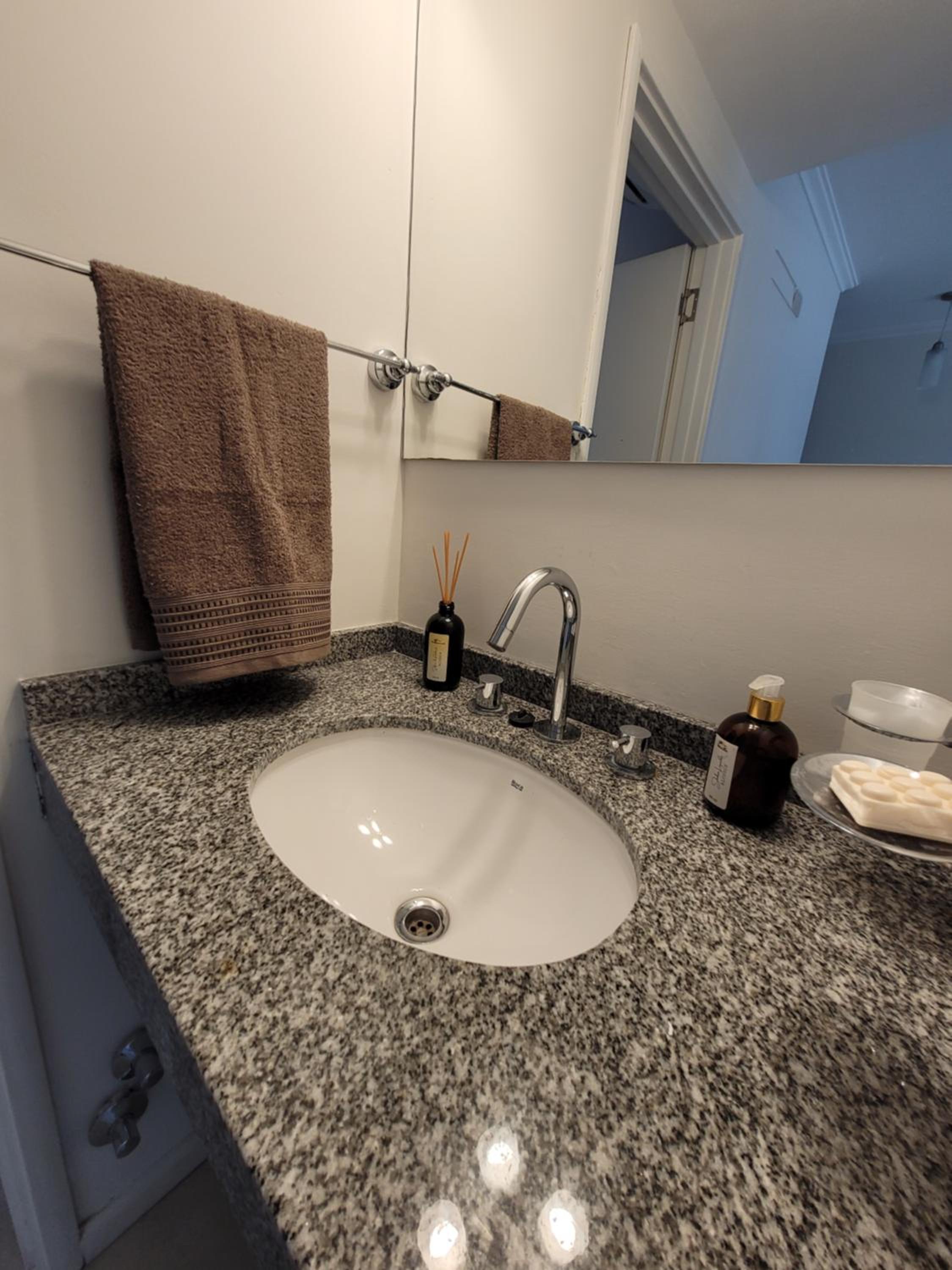 Departamento céntrico en Santa Fe. Cochera privada.
