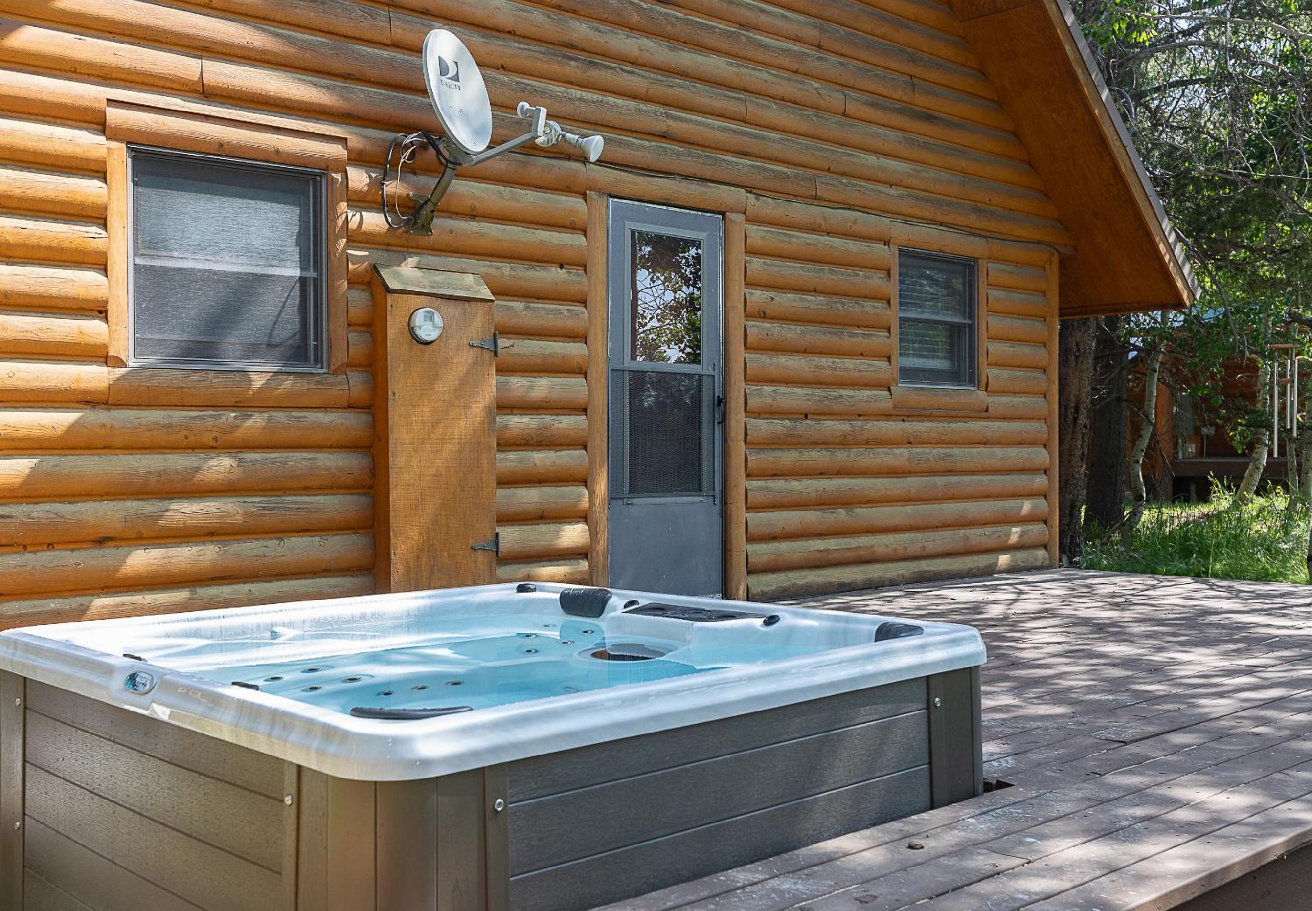 Remington Reload by KABINO Hot Tub FirePit Roku Big Yard Driveway Grill WiFi Trails