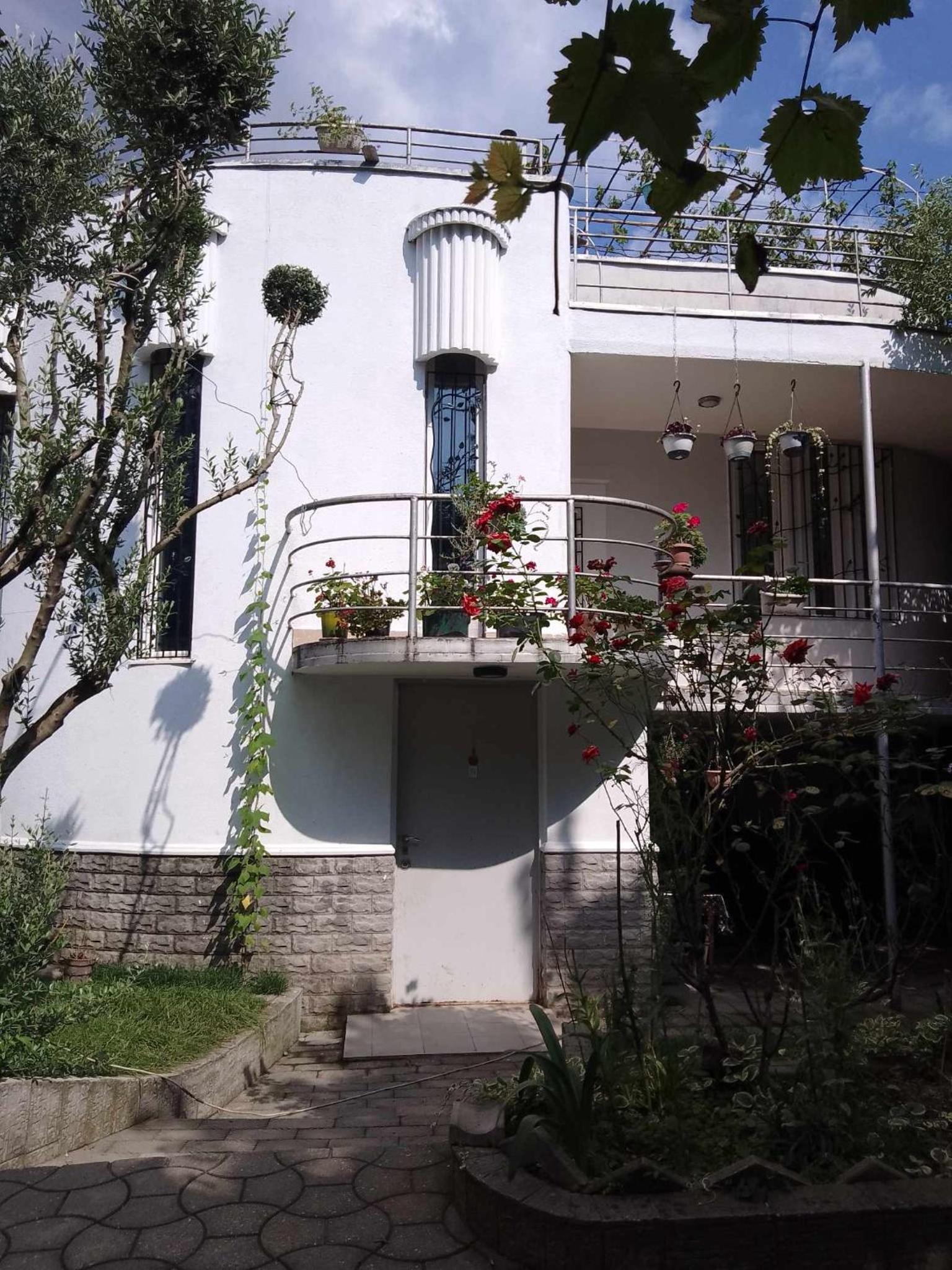 Umbrella Kutaisi - Guest house view 4