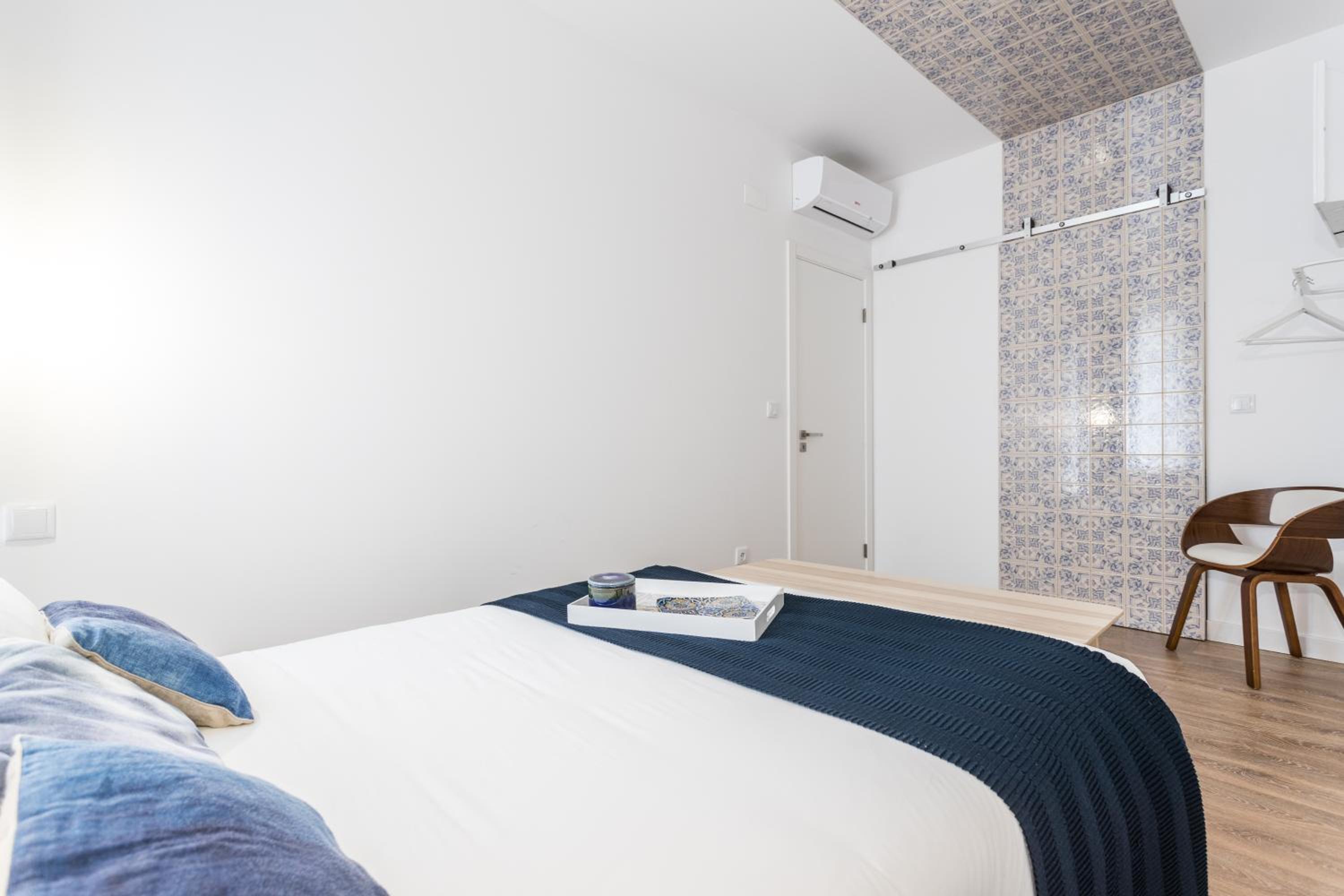 Lisbon Airport Suites