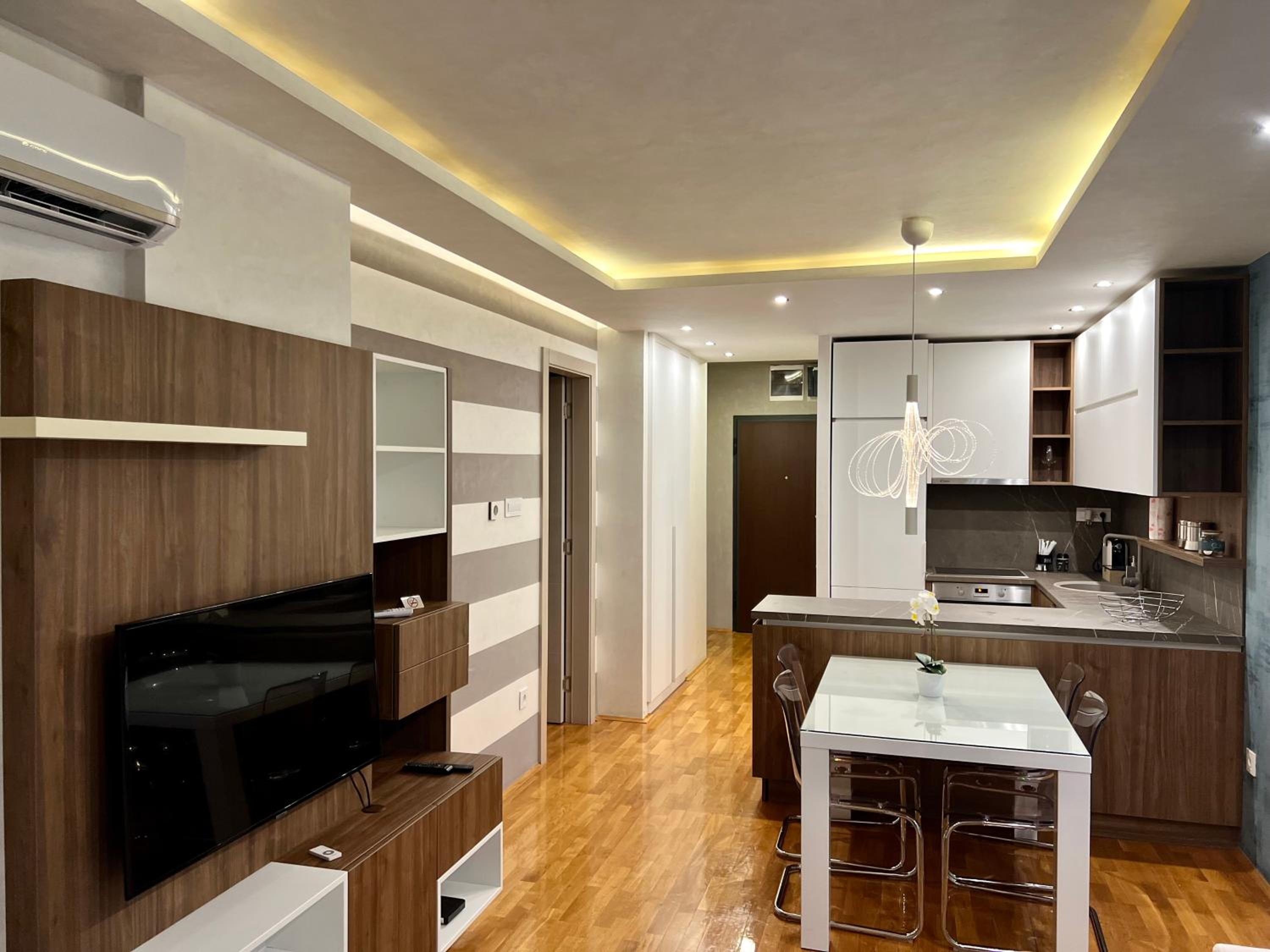 Midtown Boutique Apartment view 5