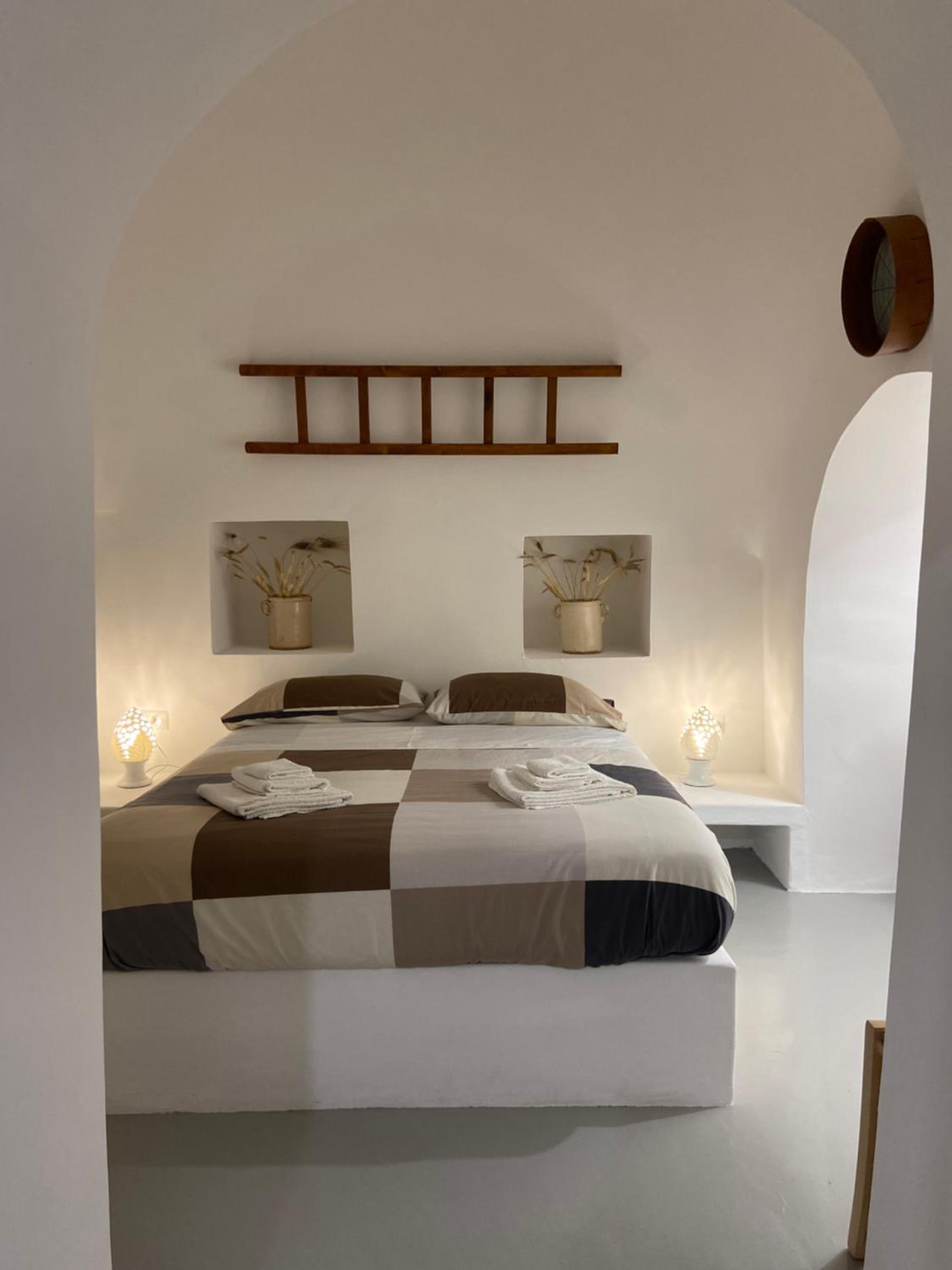 Trullo Le radici del Pino view 4