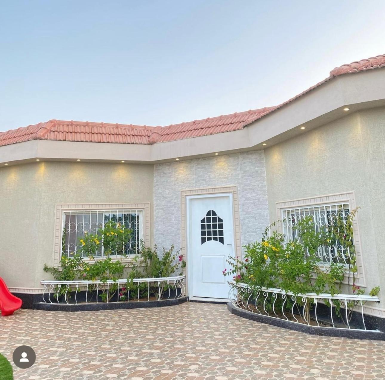 Lantana Chalets