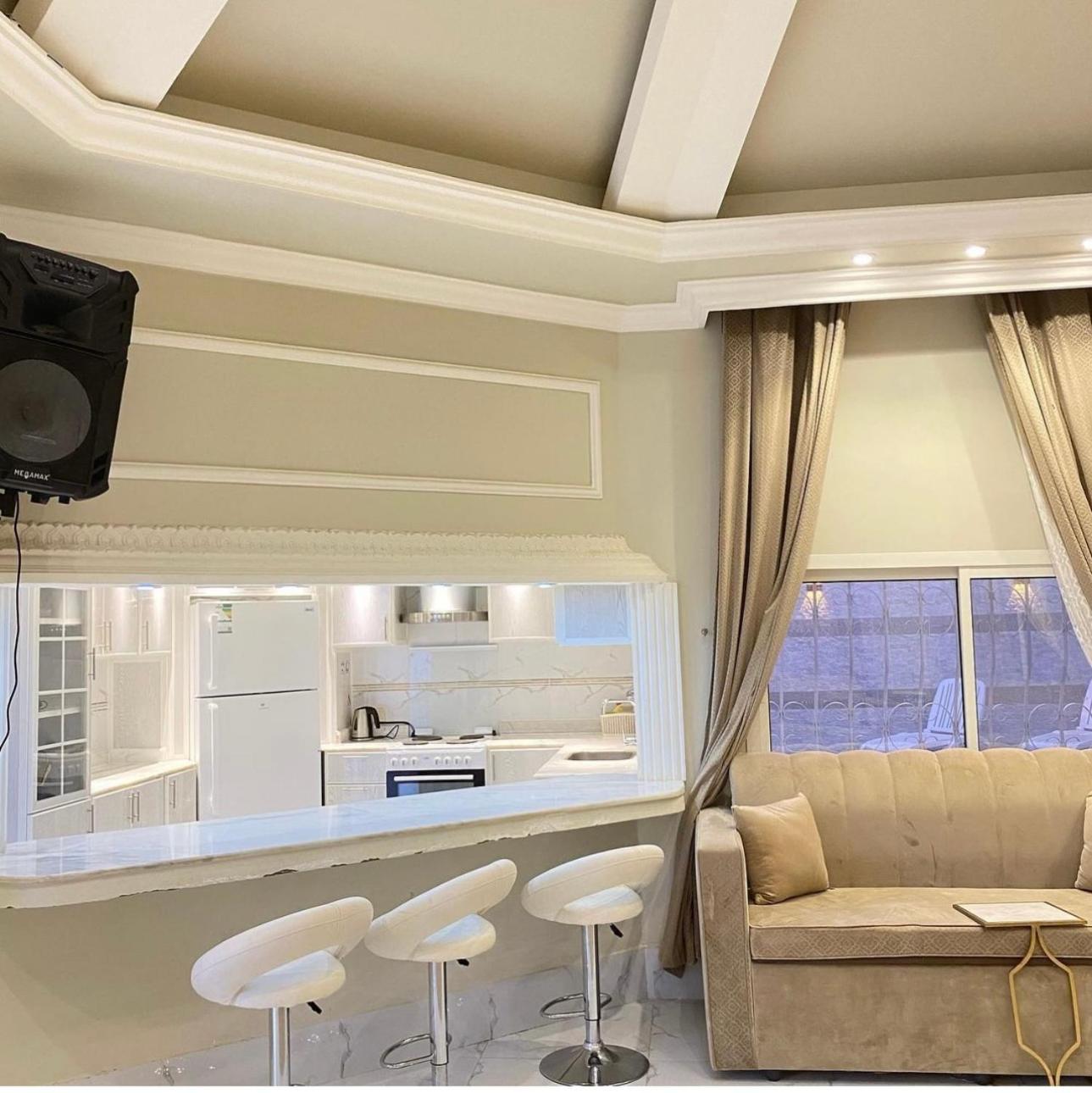 Lantana Chalets