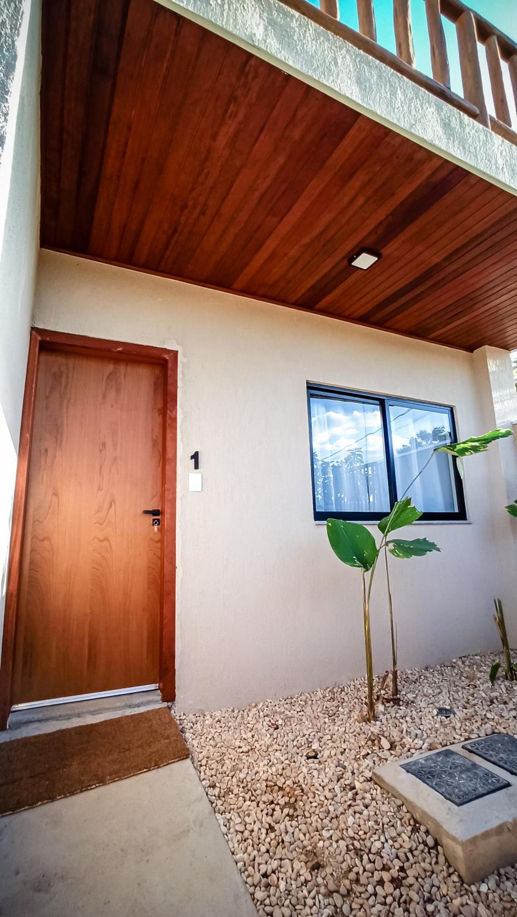 Hotel Vila Astra - jacuzzi privativa, natureza e conforto - Image 1