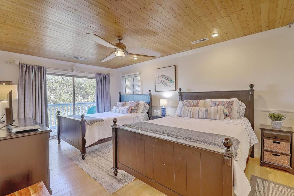 Lagoon Villa 22 - Private Villa! Close Walk to Beach! view 4