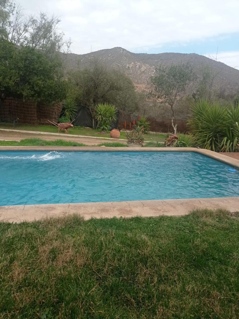 Cabaña con piscina en Curacaví