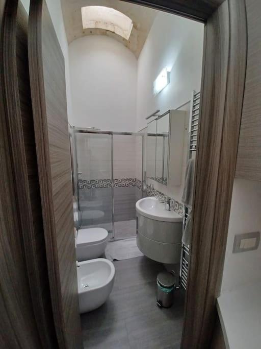 Il sofà di Adele en Manduria — bathroom