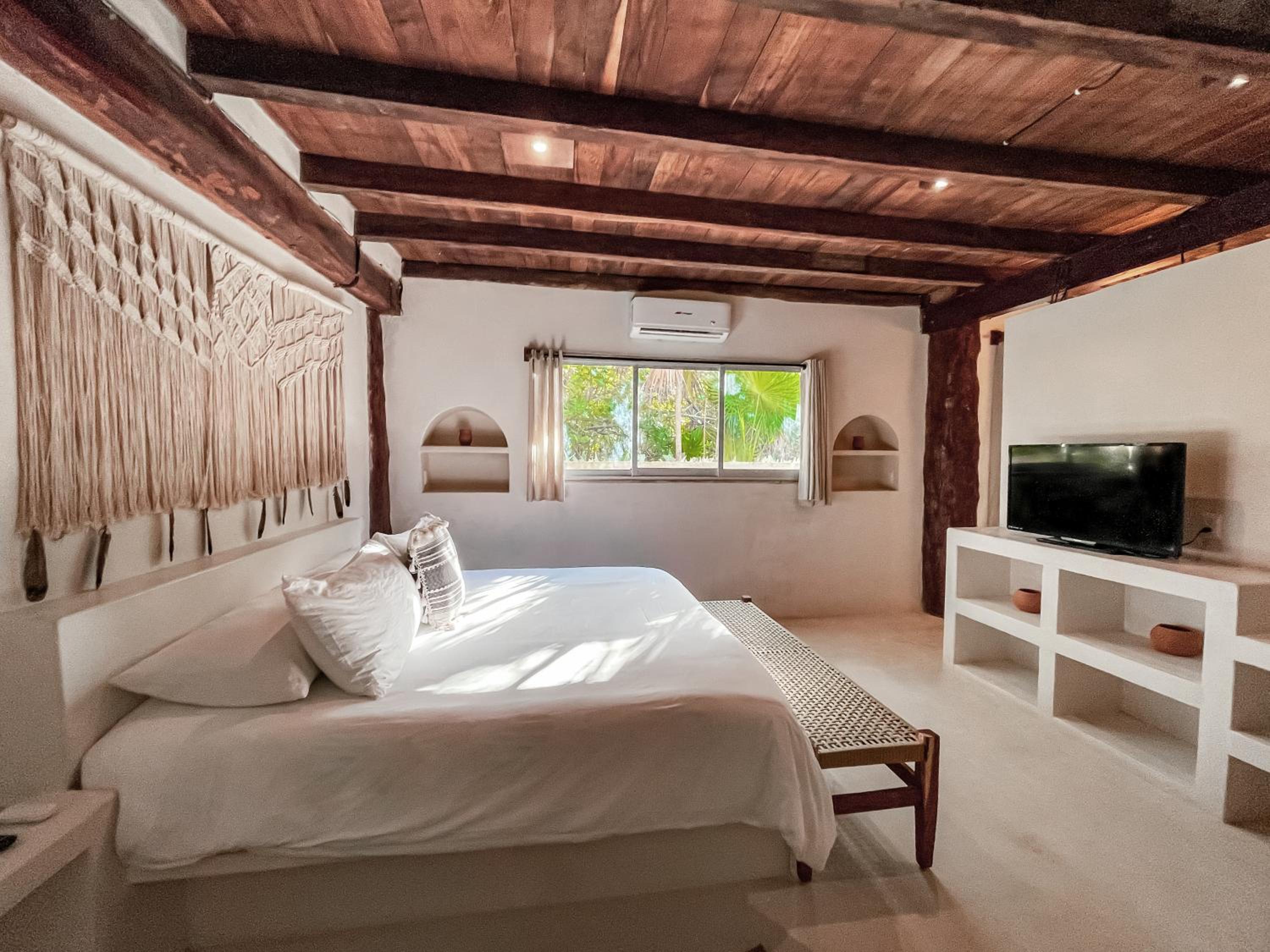 Amansala Resort - Property Image 14