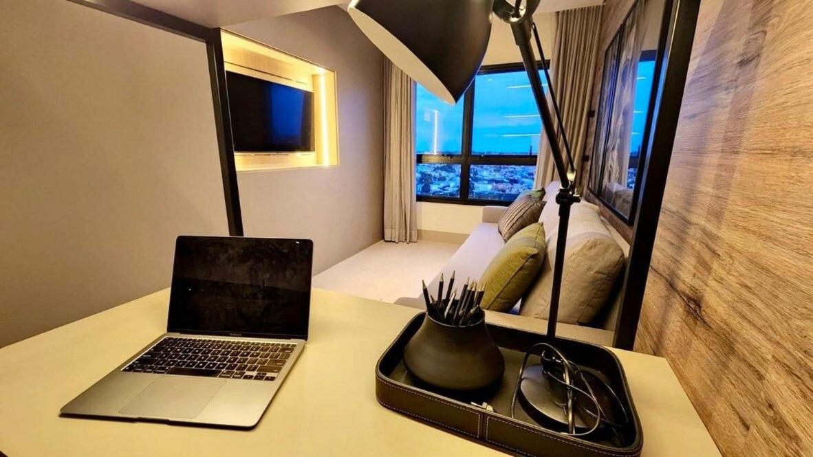 Loft de Luxo c/ Home Office ao lado Shopping CG.