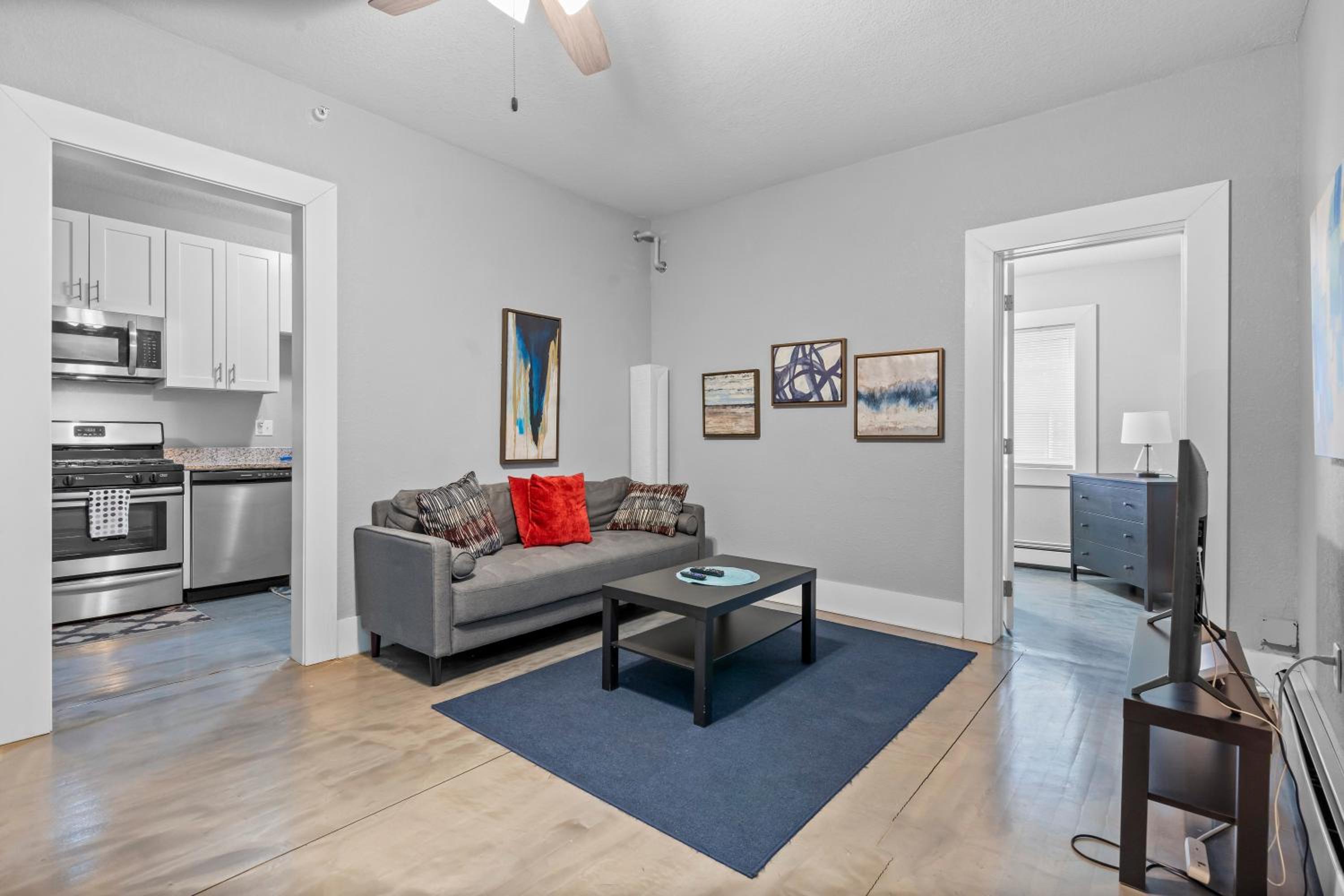 Navarre Apartments