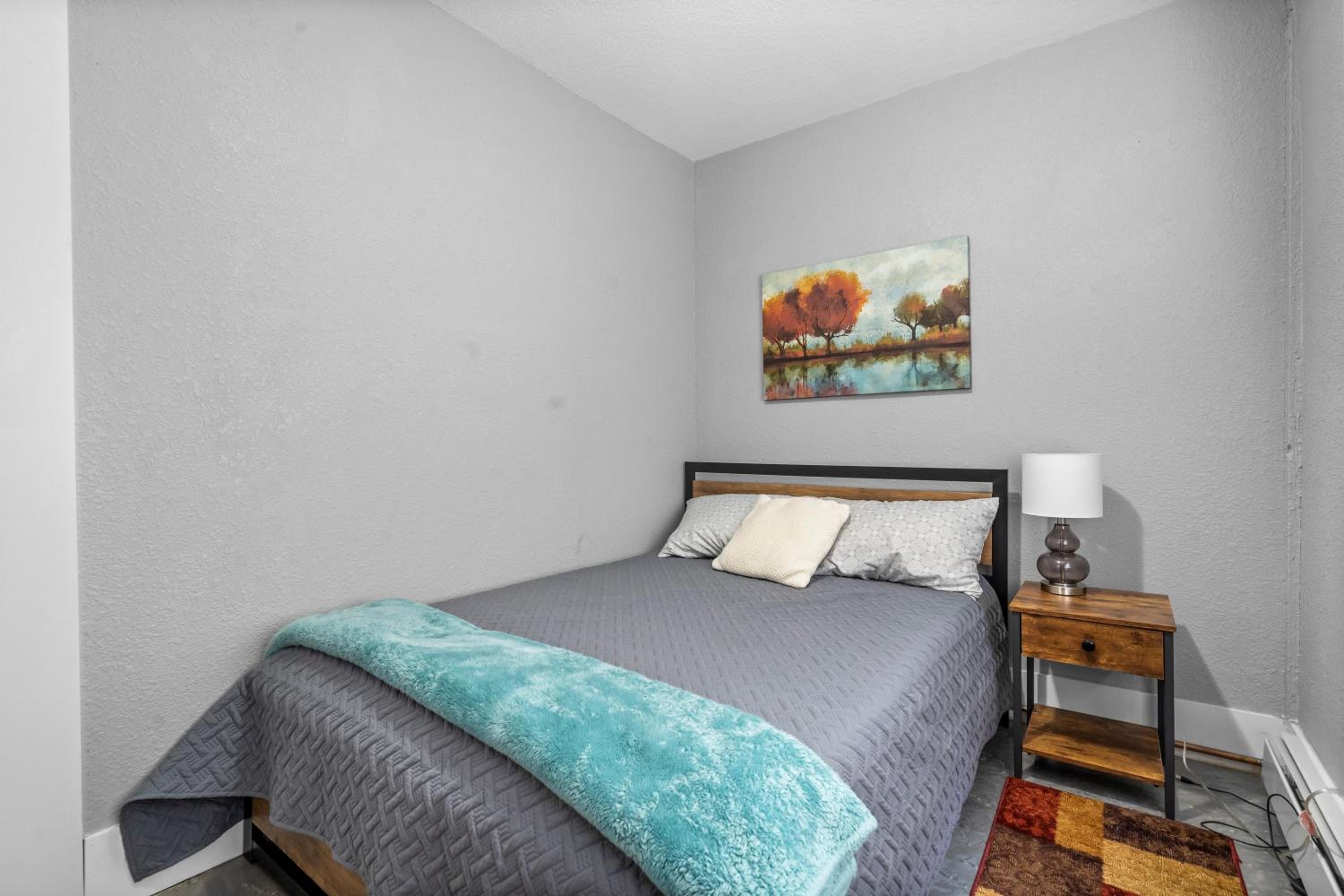 Navarre Apartments