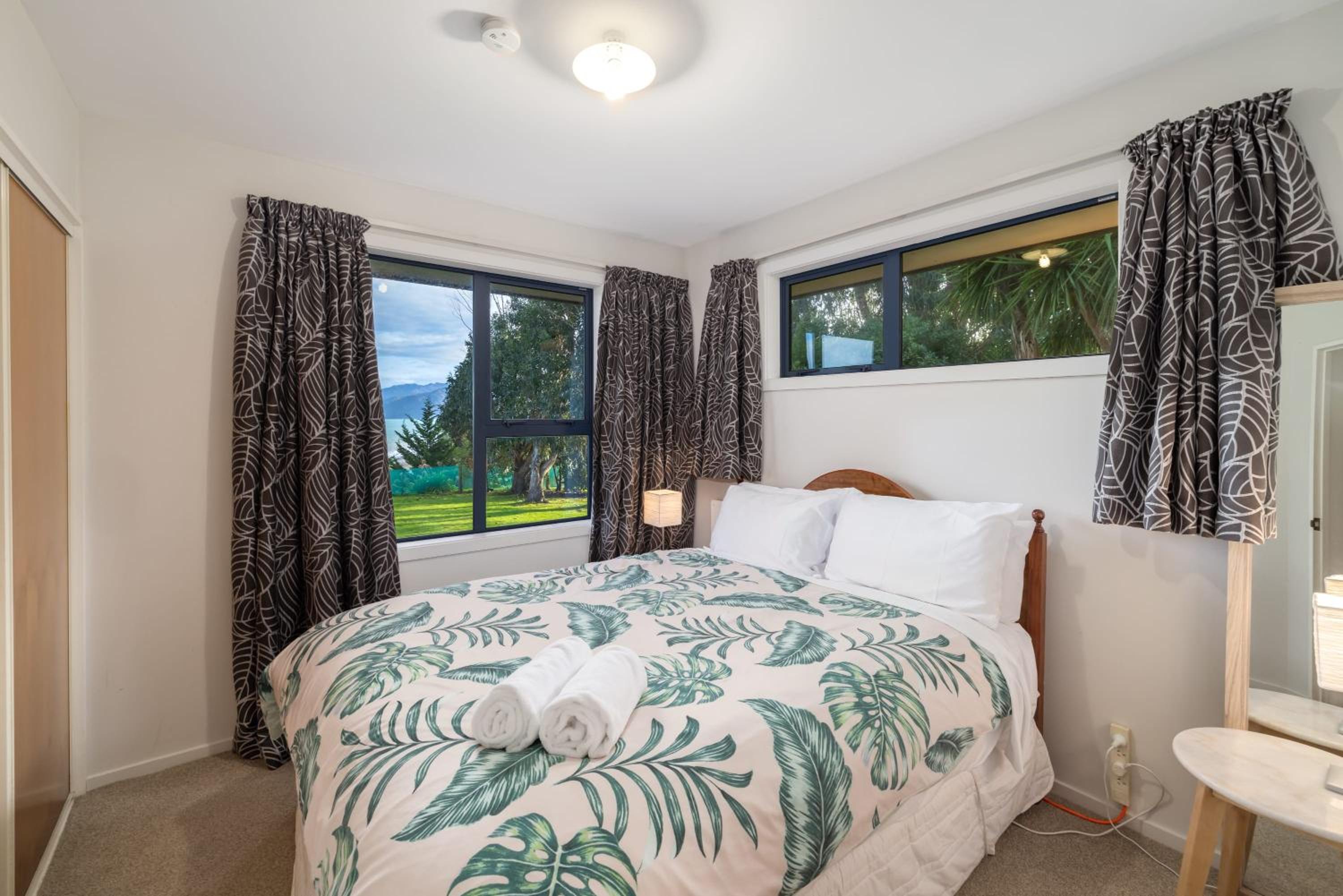 Expansive Ocean & Mountain Views - KK82140 view 3