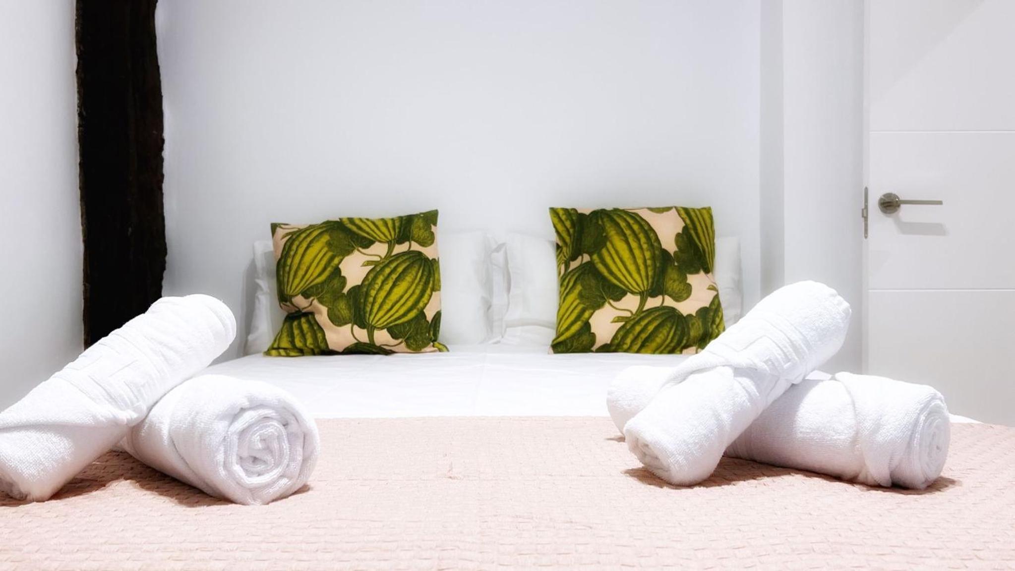 Bilbao Ronda apartamento con balcón Casco Viejo