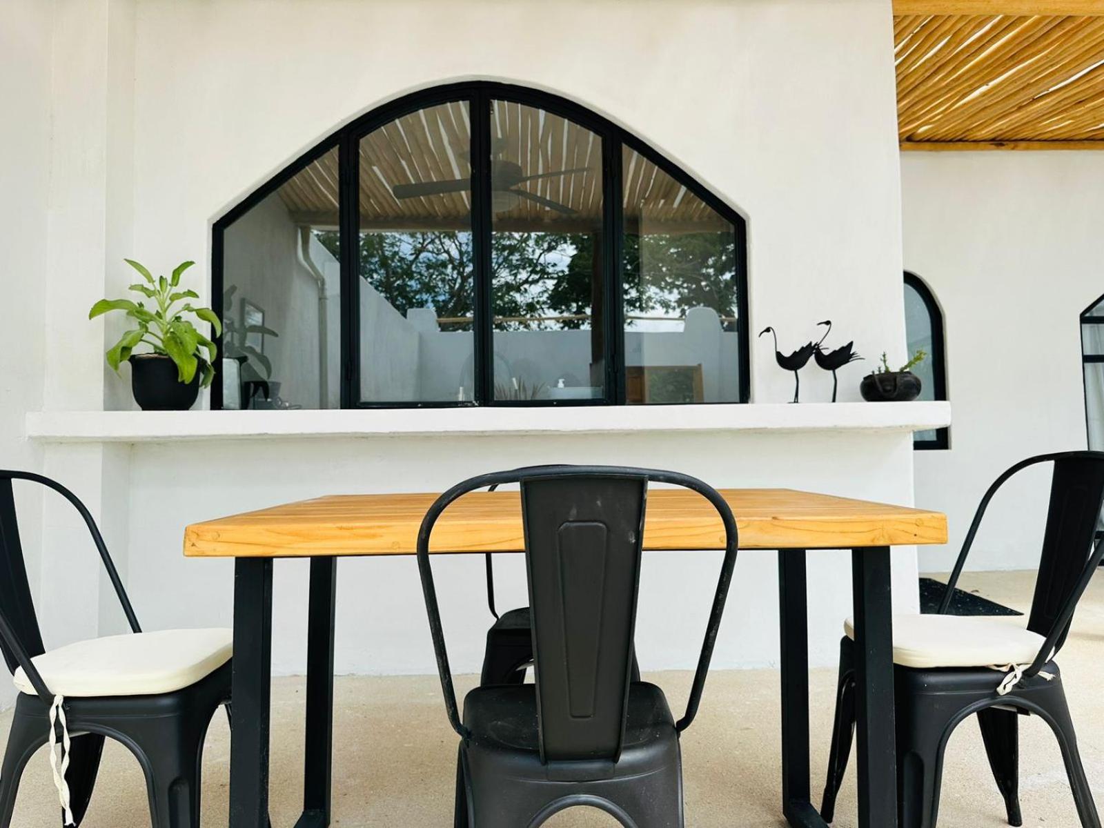 Las Guapas Villas Tamarindo