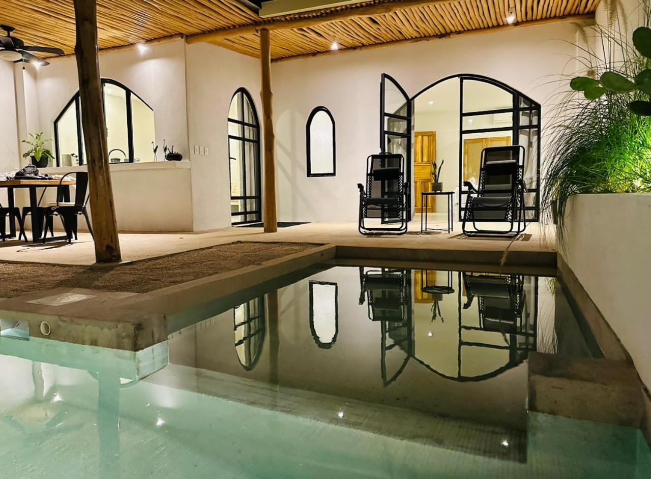 Las Guapas Villas Tamarindo