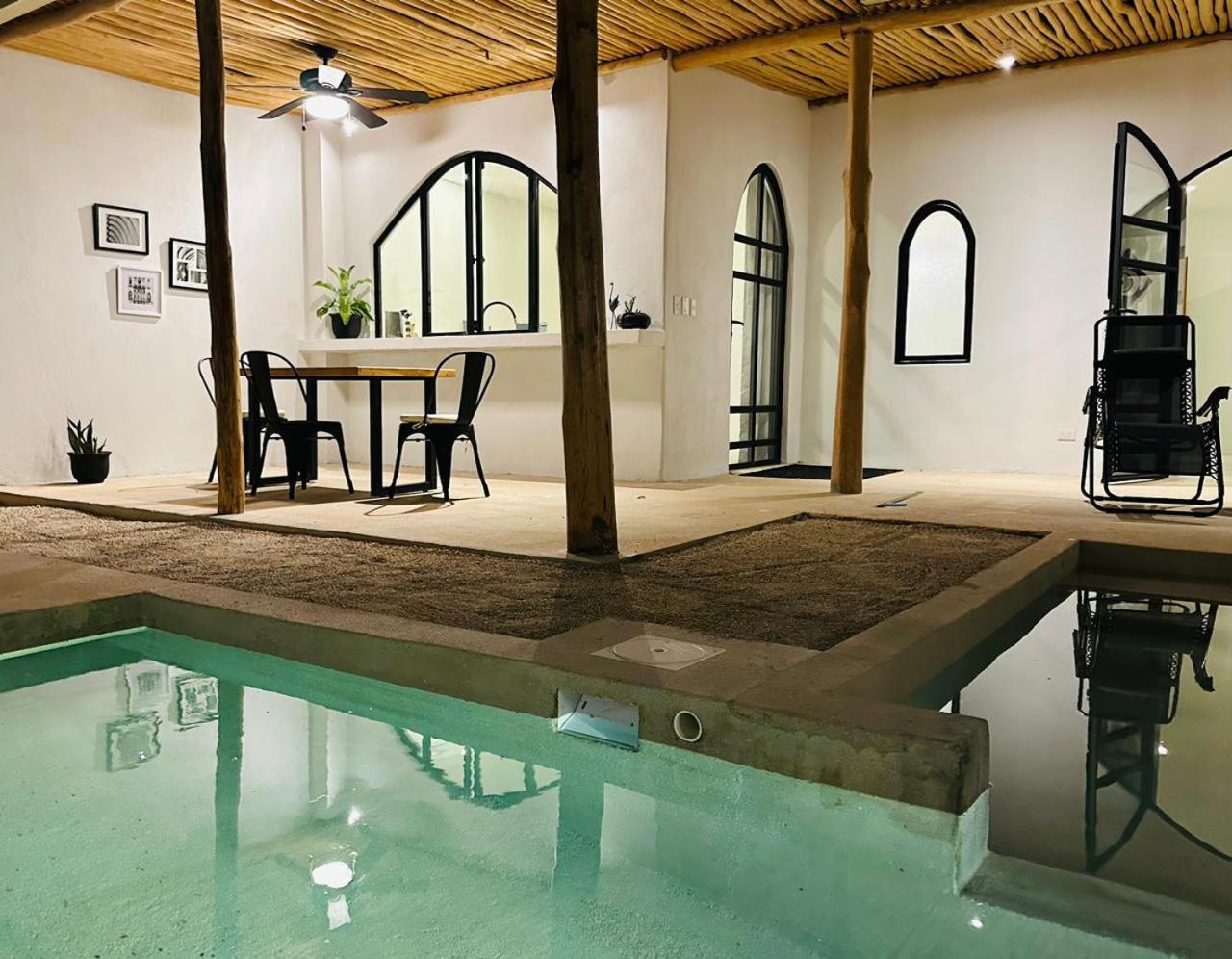 Las Guapas Villas Tamarindo