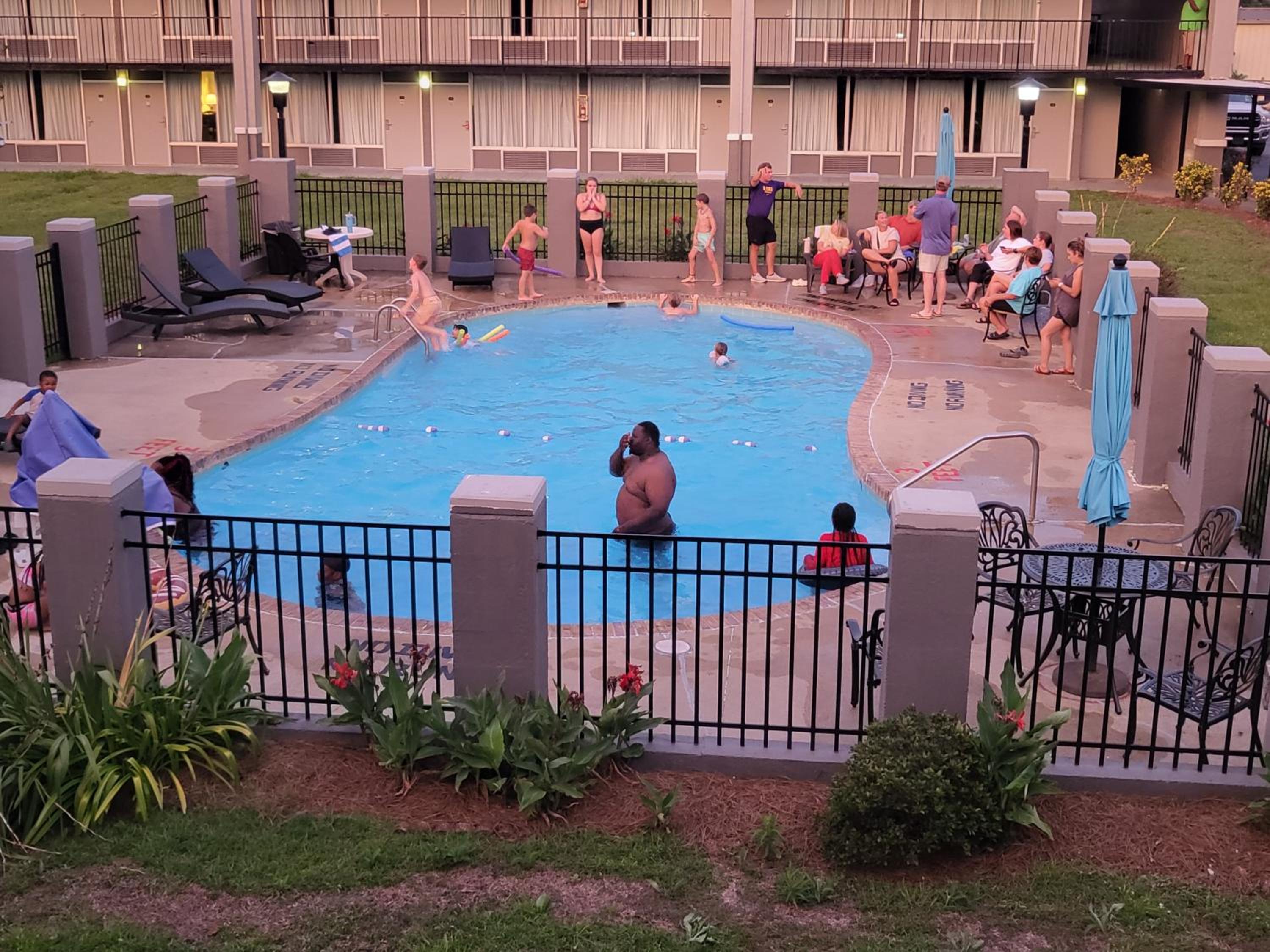 Econolodge
