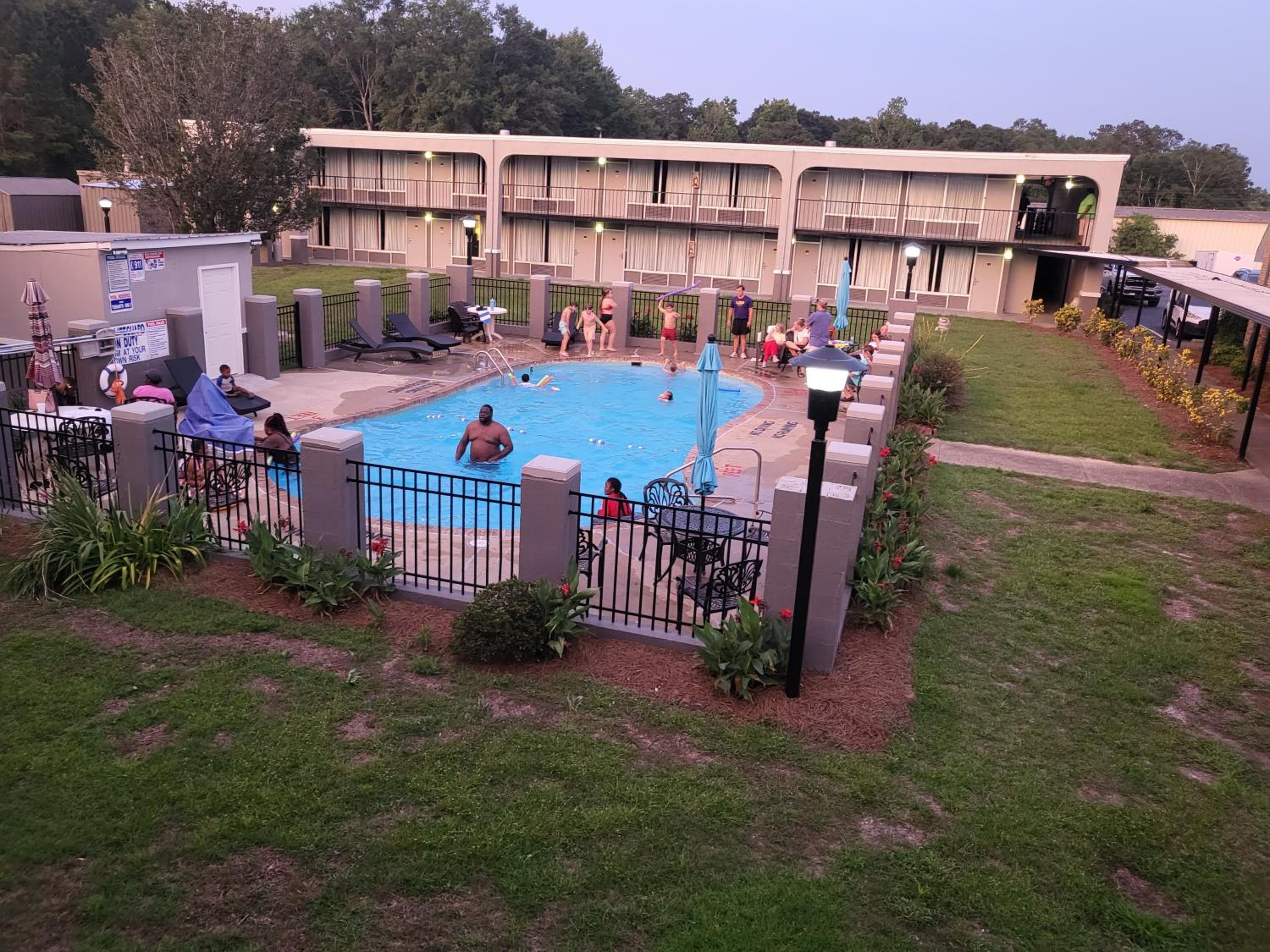 Econolodge