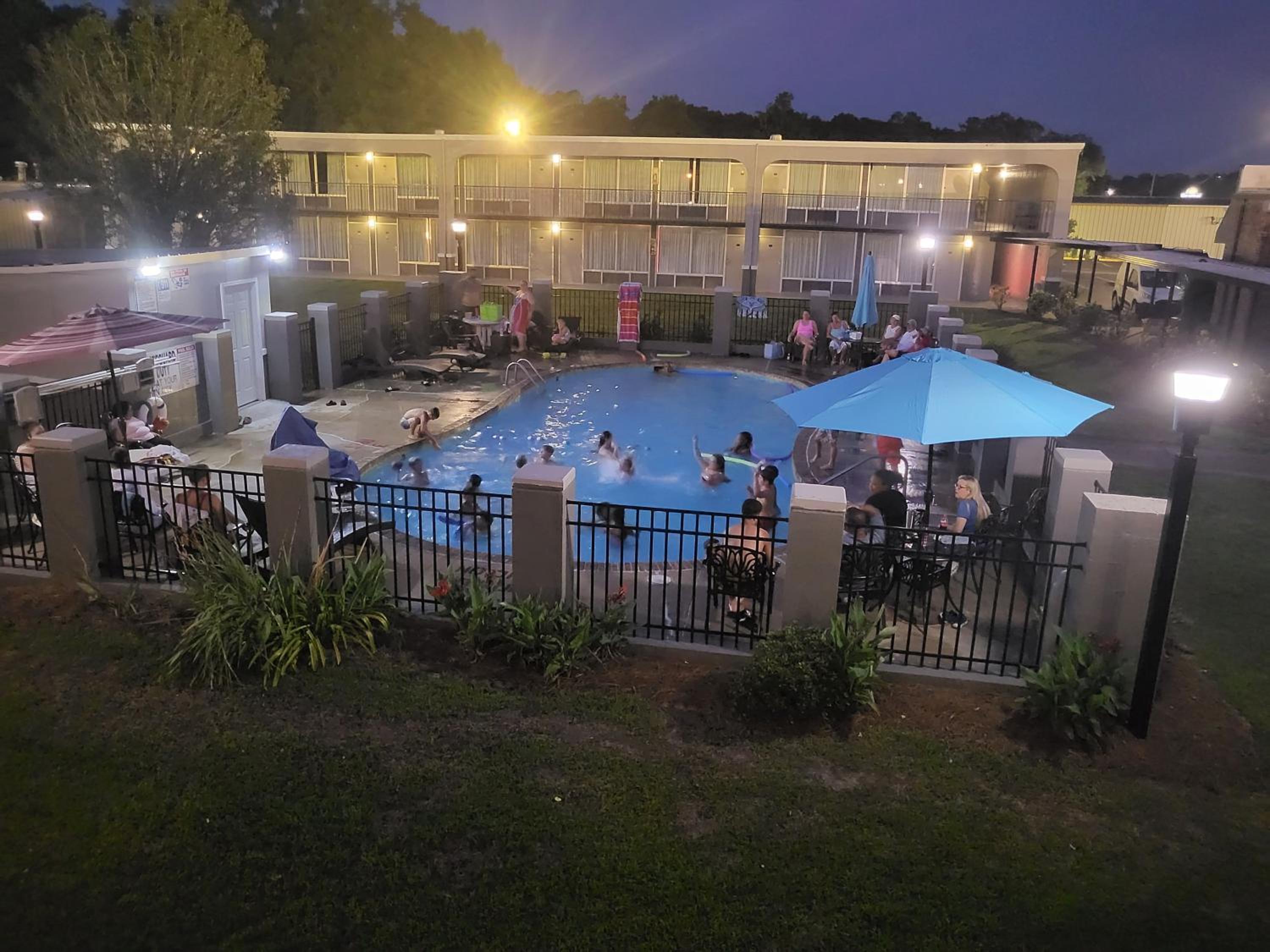 Econolodge