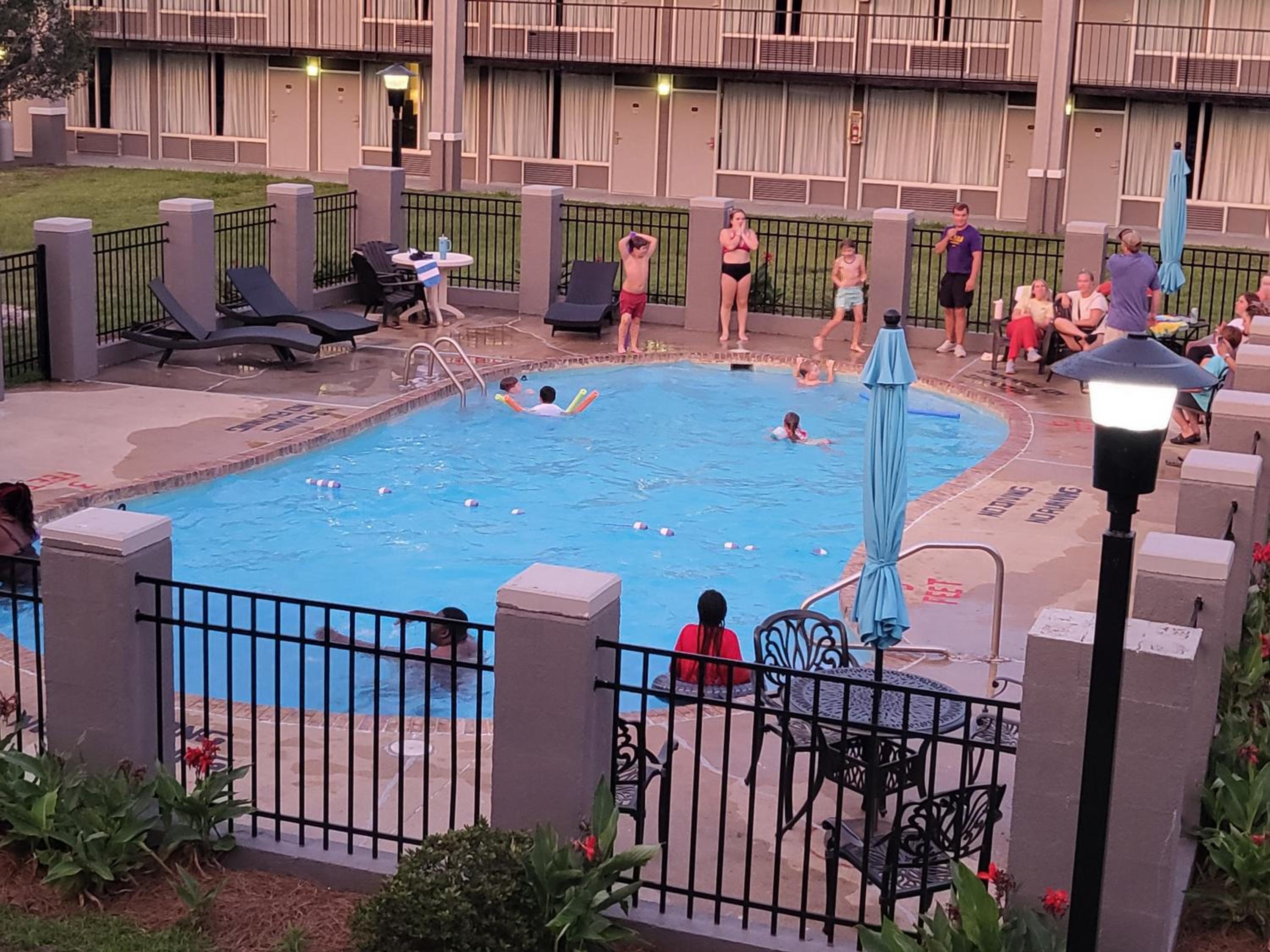 Econolodge