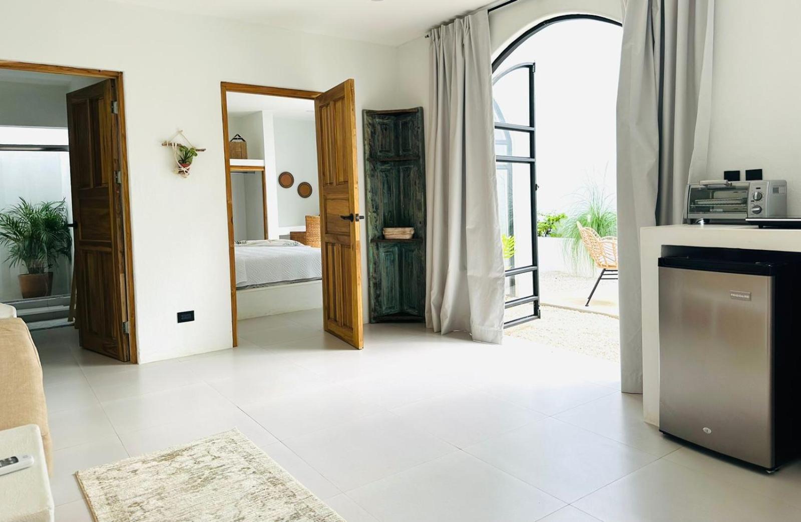Las Guapas Villas Tamarindo