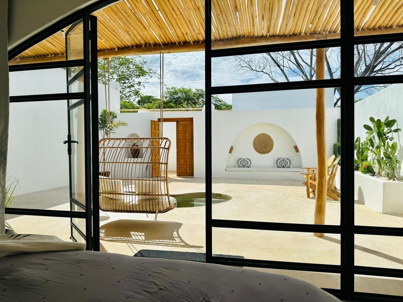 Las Guapas Villas Tamarindo