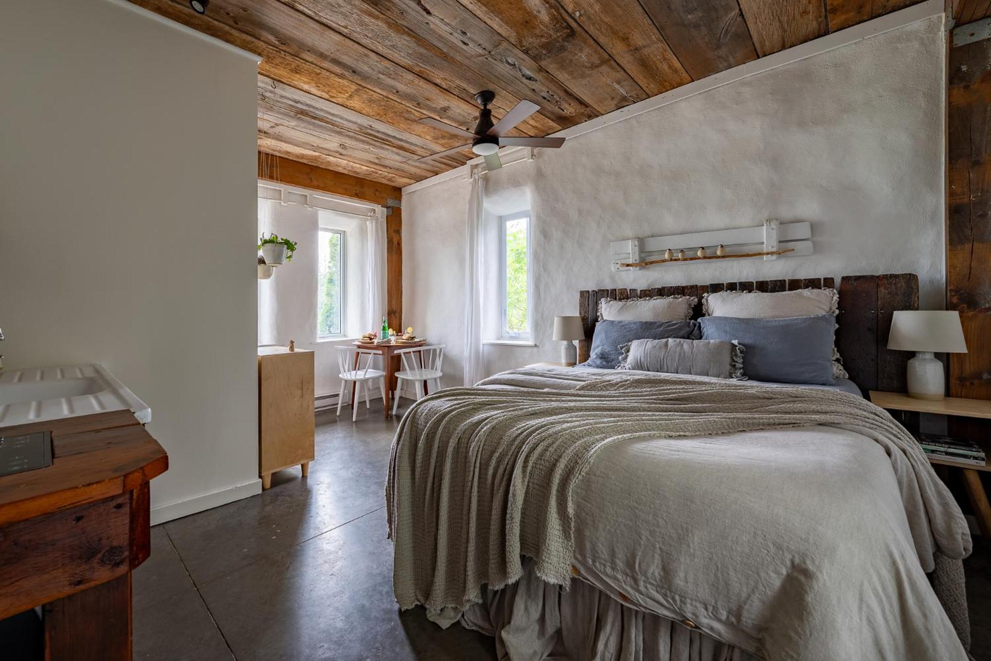 Owl's Nest Suites
