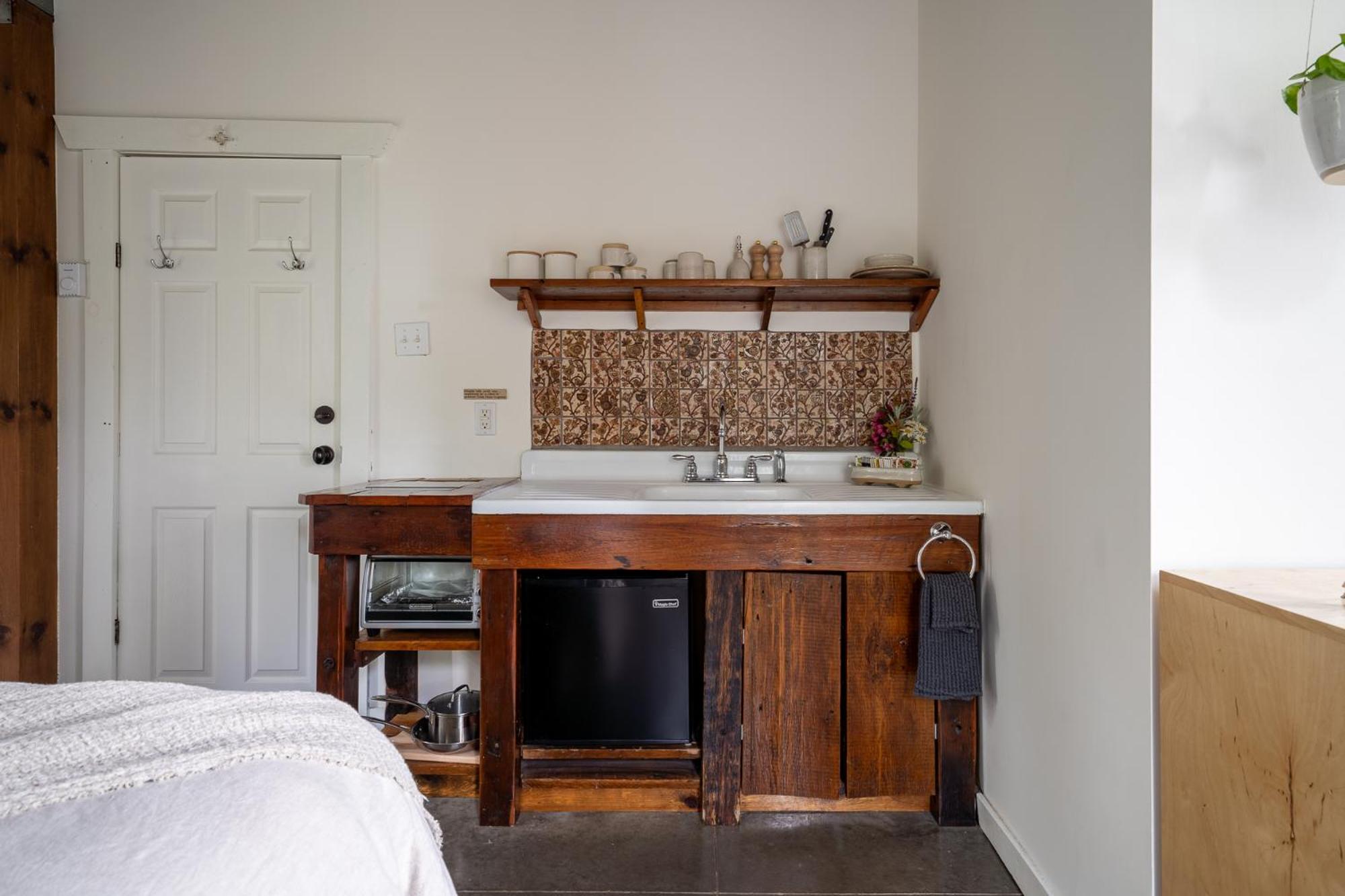 Owl's Nest Suites