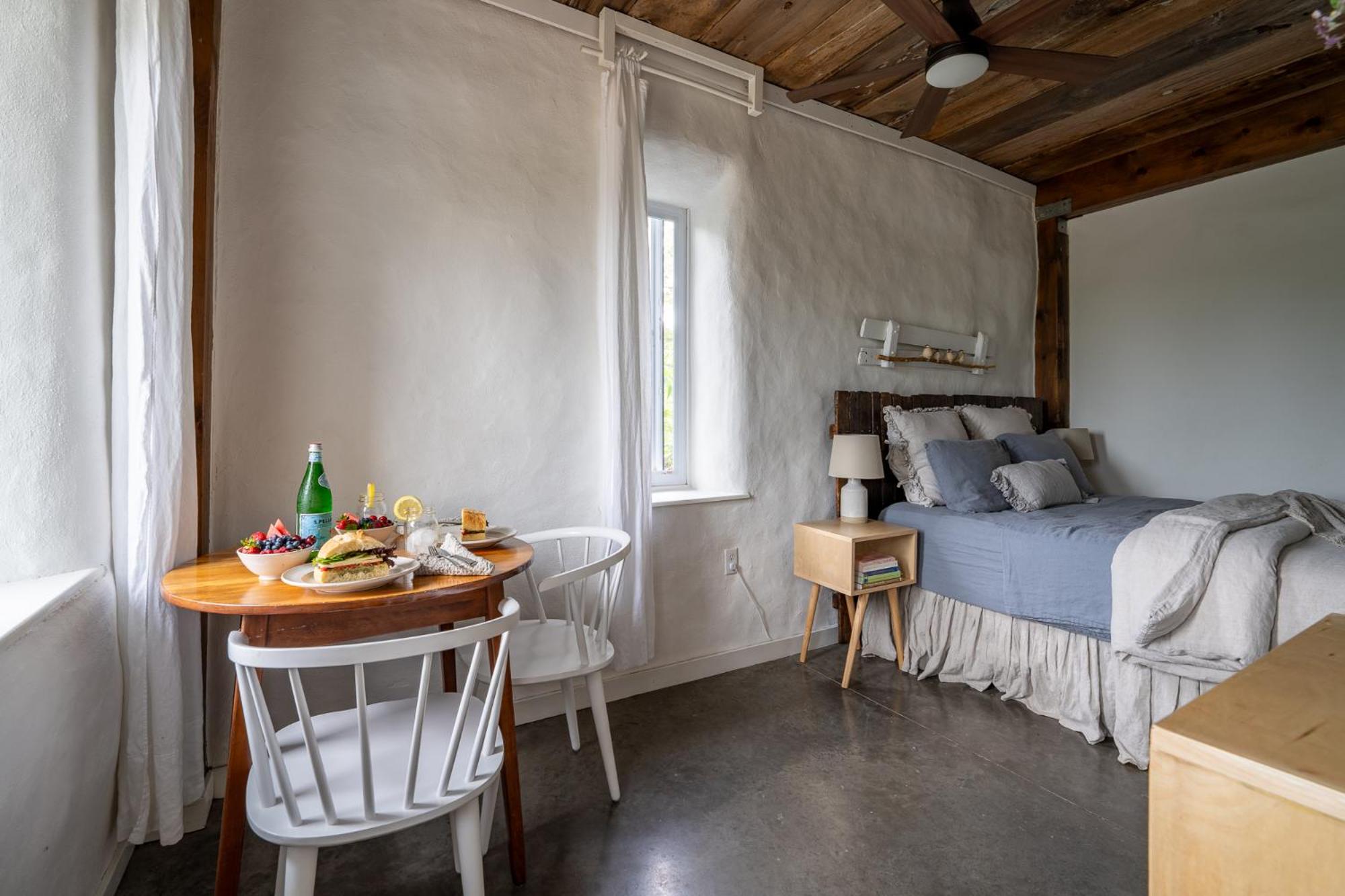 Owl's Nest Suites
