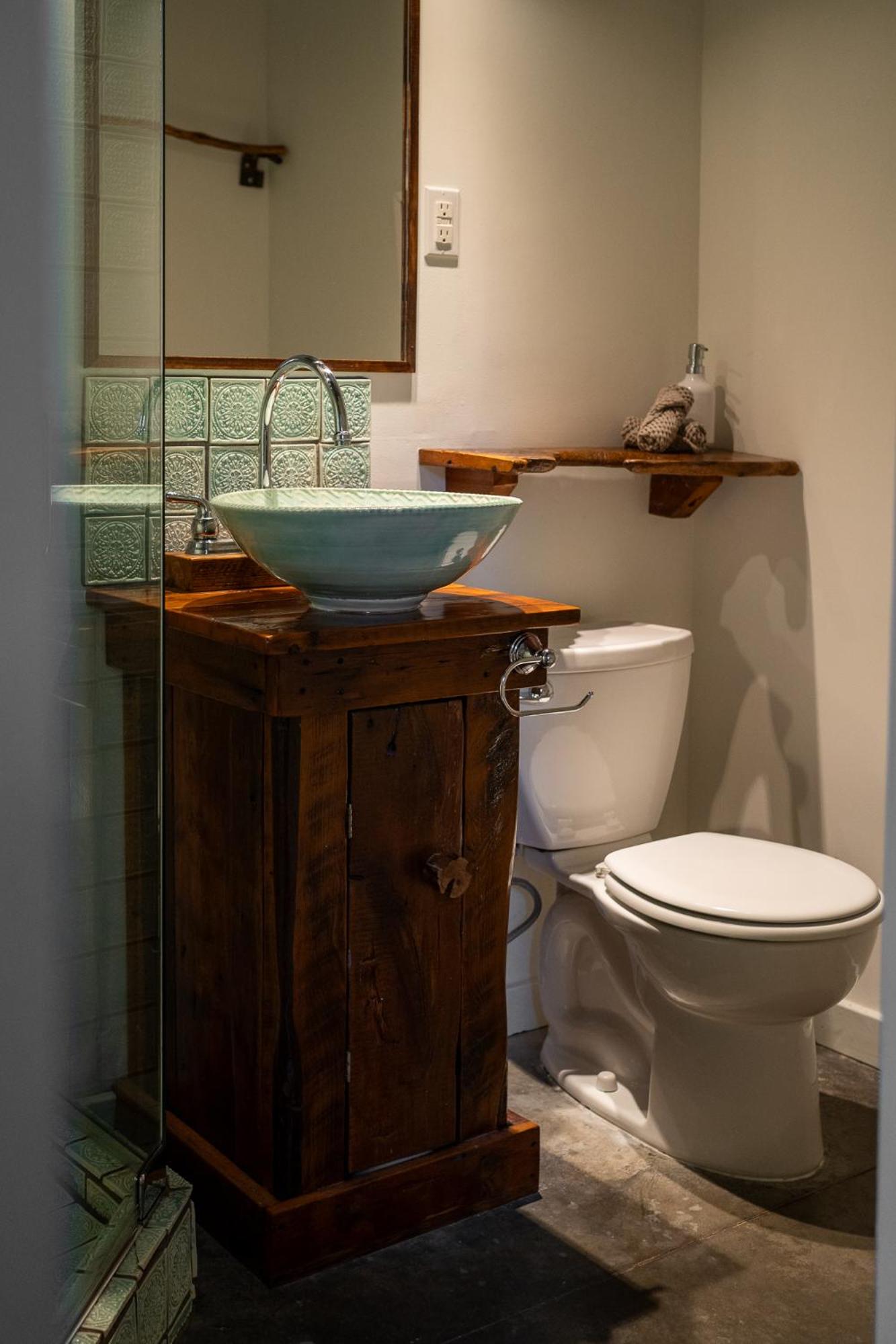 Owl's Nest Suites