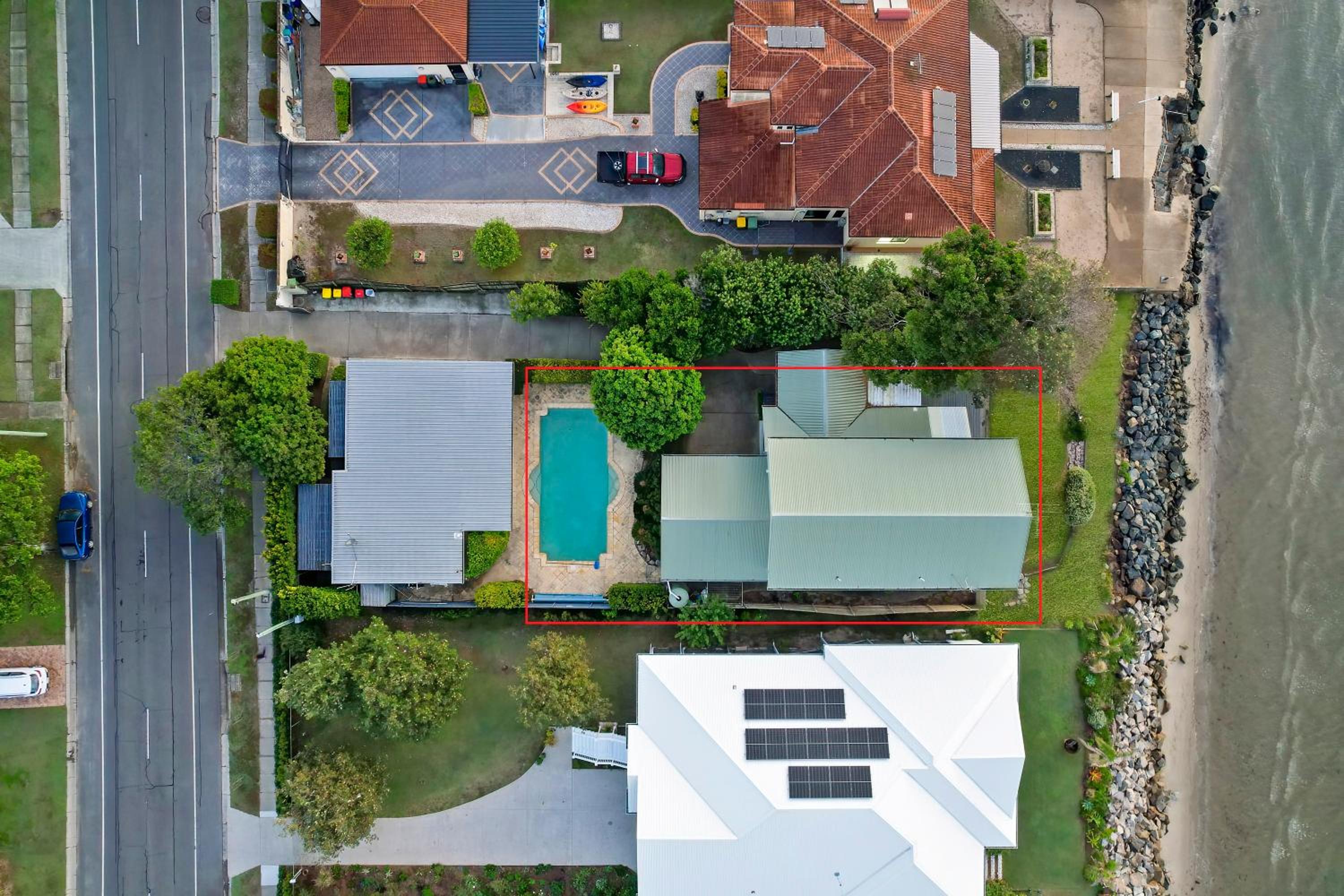Ocean Pearl - 3 bedroom beachfront property!