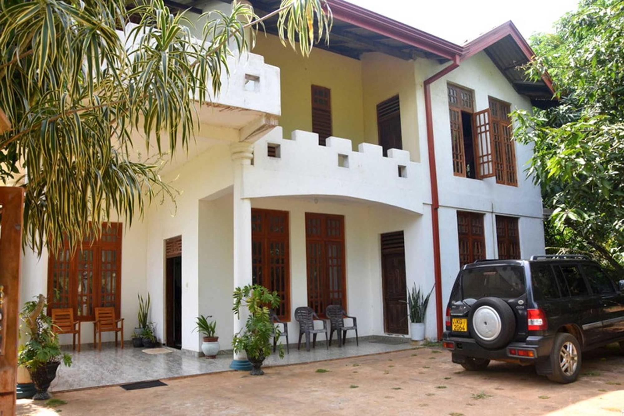 Royal Views Residence