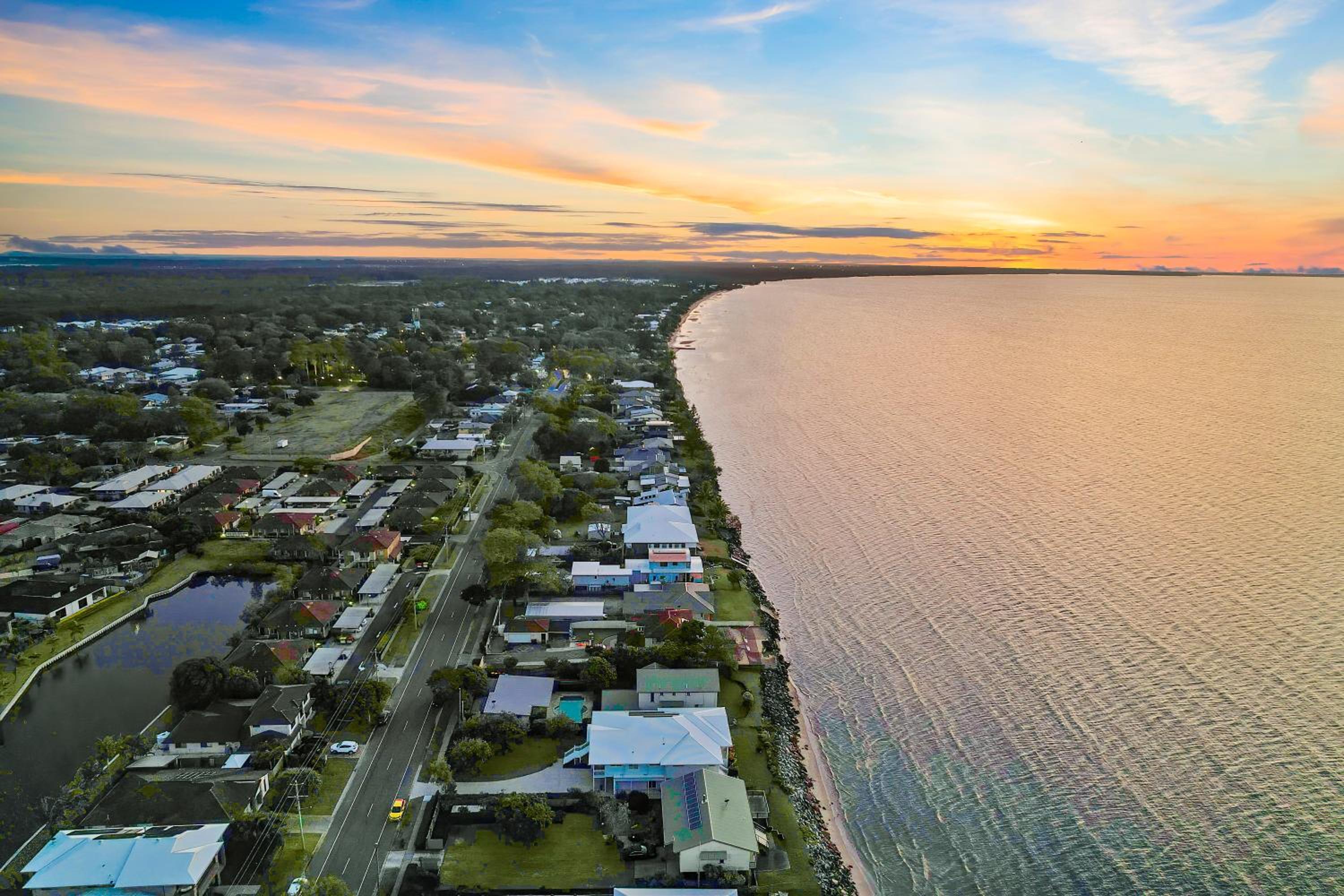 Ocean Pearl - 3 bedroom beachfront property!