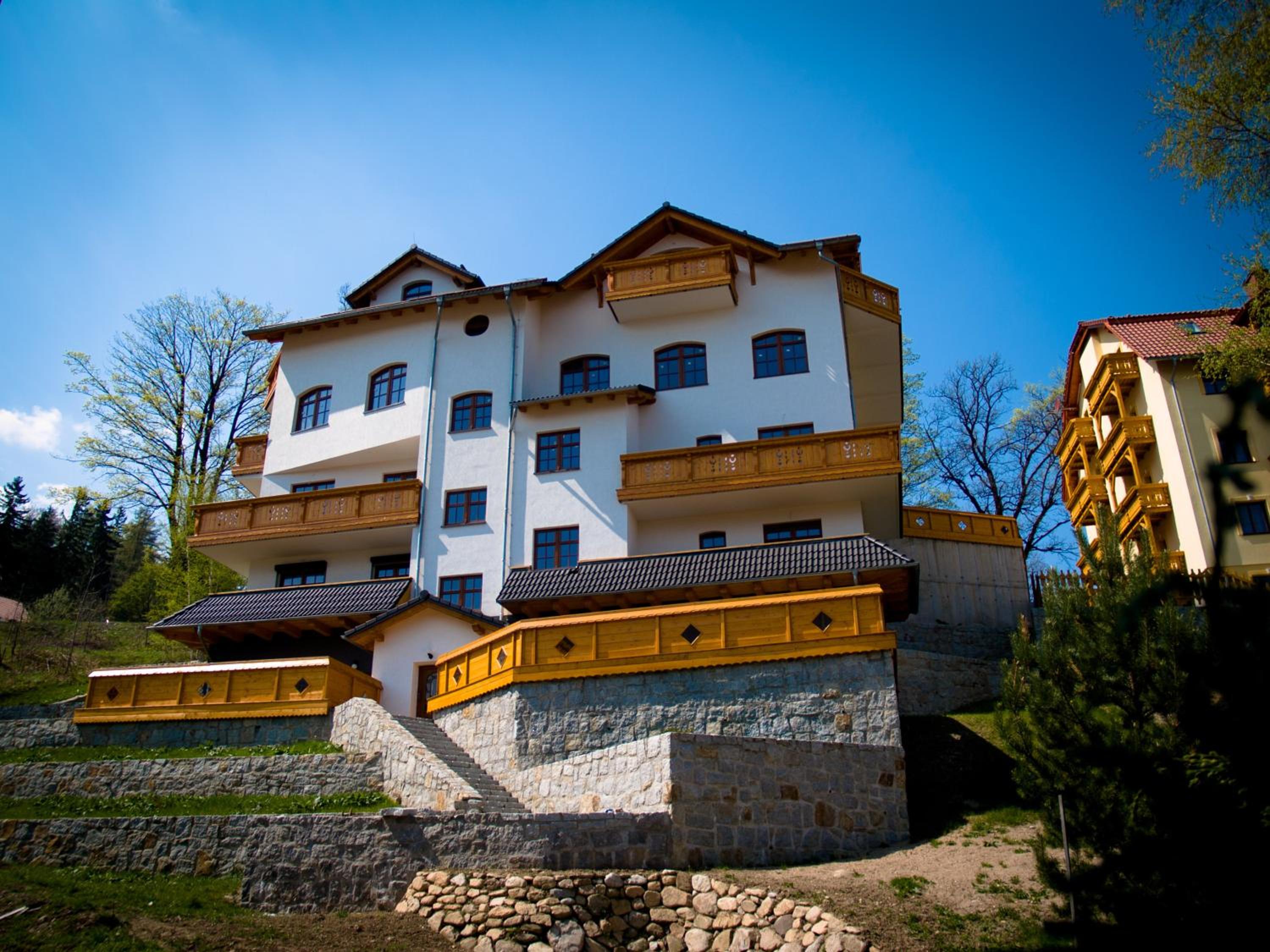 Apartamenty hoteLOVE z biokominkiem na Skale