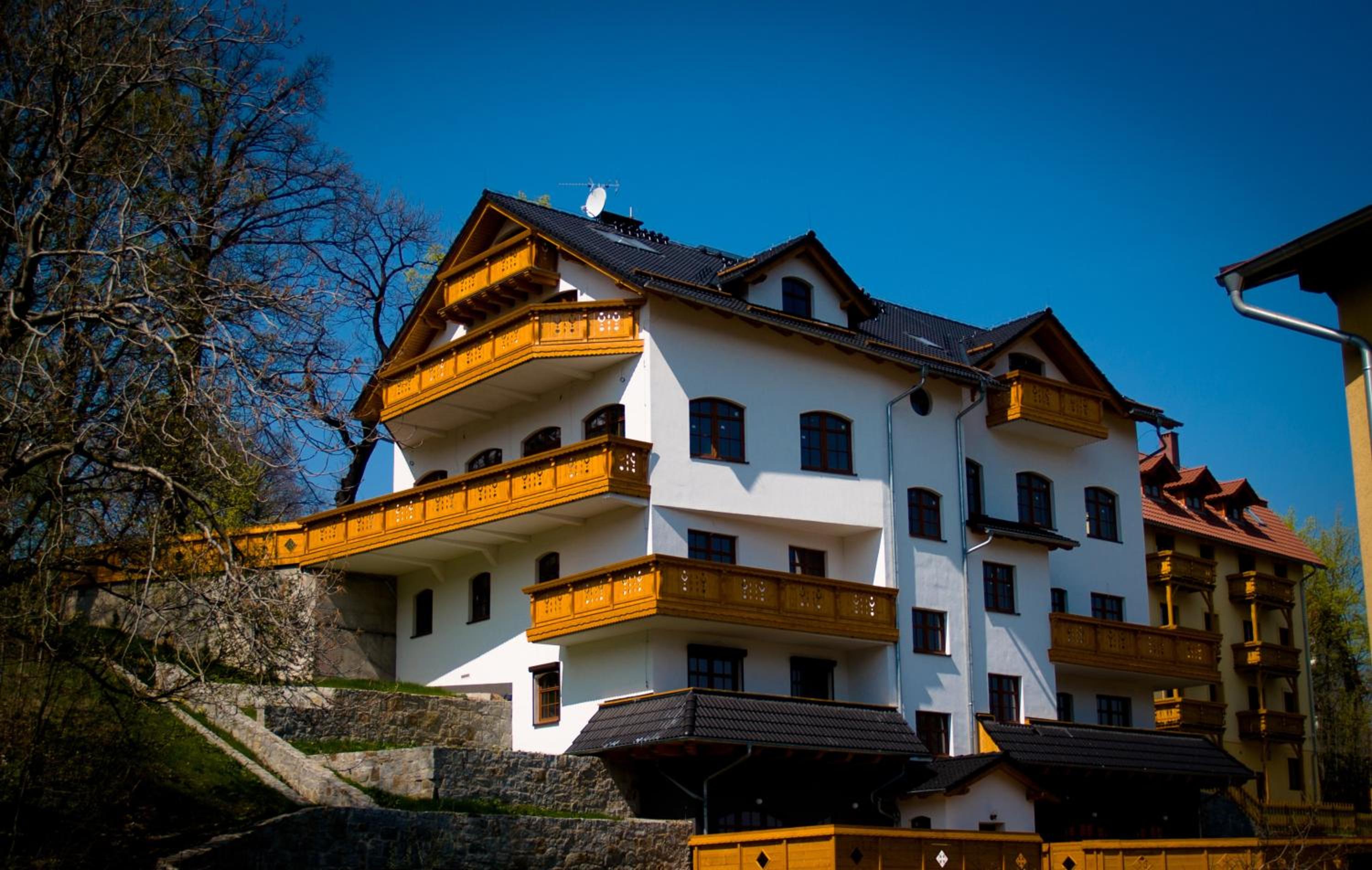 Apartamenty hoteLOVE z biokominkiem na Skale