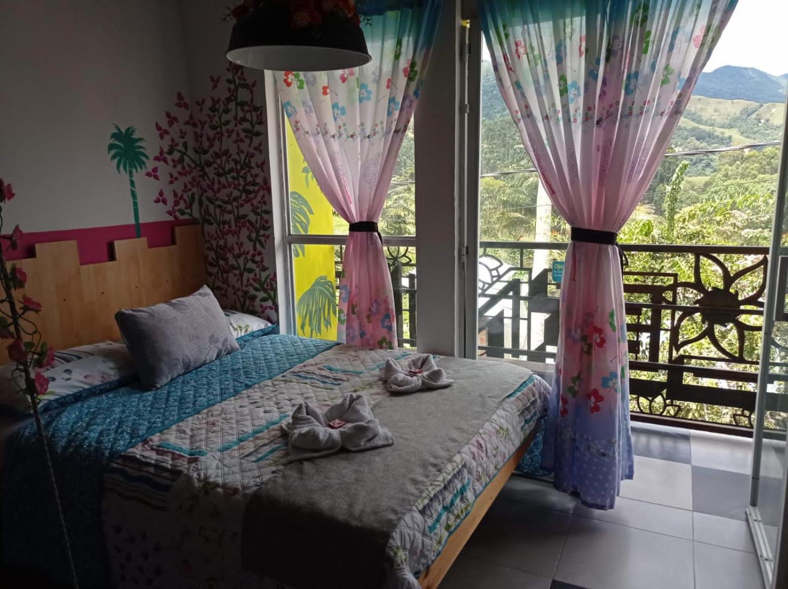 hostal combi