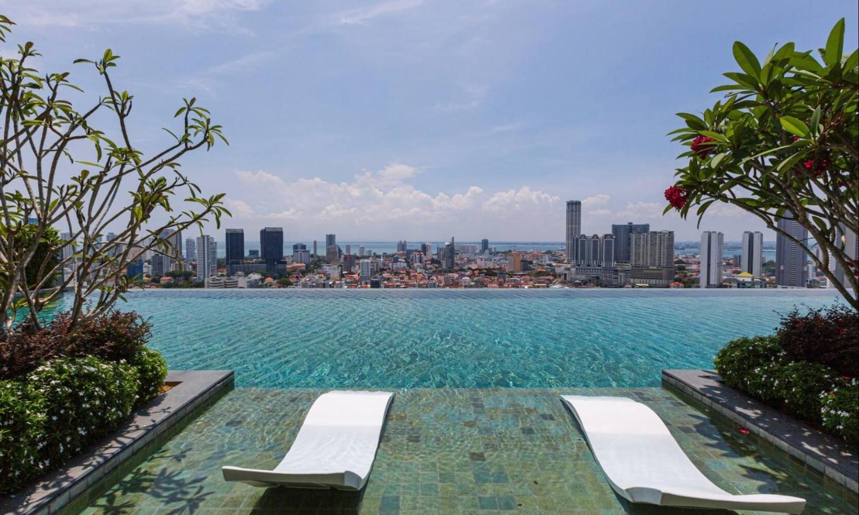 SkyPool with Seaview 8pax Beacon Executive Suites - Georgetown City Centre - 3km to Komtar photo 5