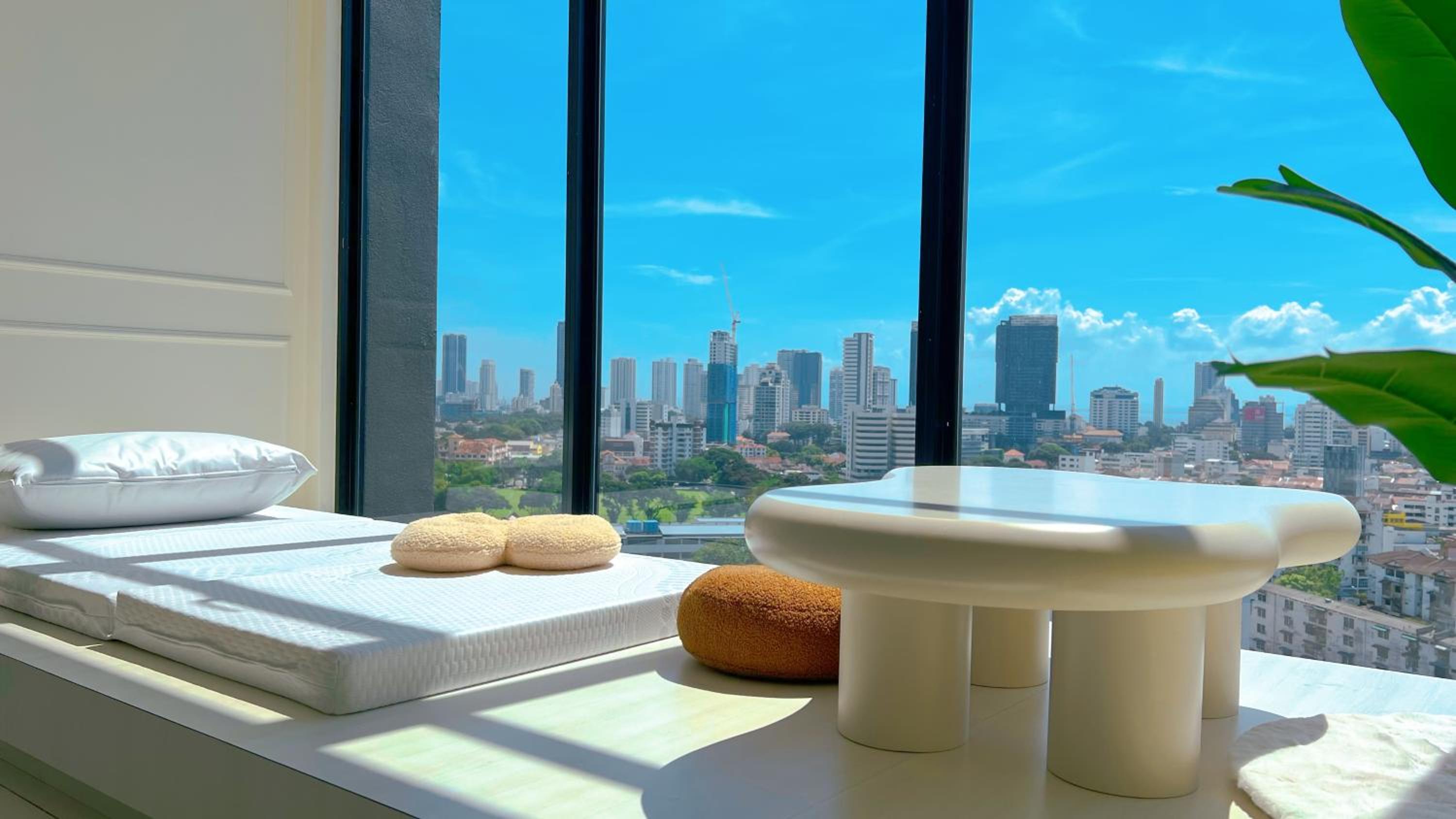 SkyPool with Seaview 8pax Beacon Executive Suites - Georgetown City Centre - 3km to Komtar photo 2