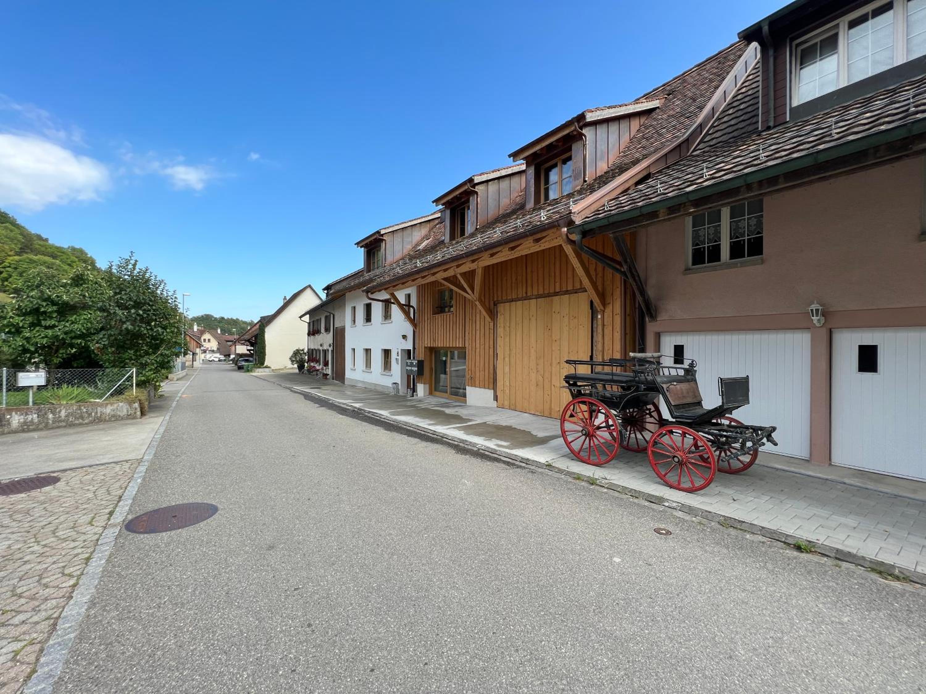 MARYS family friendly Apartments,VISIT RHINE FALLS for FREE if you stay 2 nights, SOHO 95m2 2-Bedrooms 2nd floor & SOUTH BEACH 105m2 3-Bedrooms & LOFT 115m