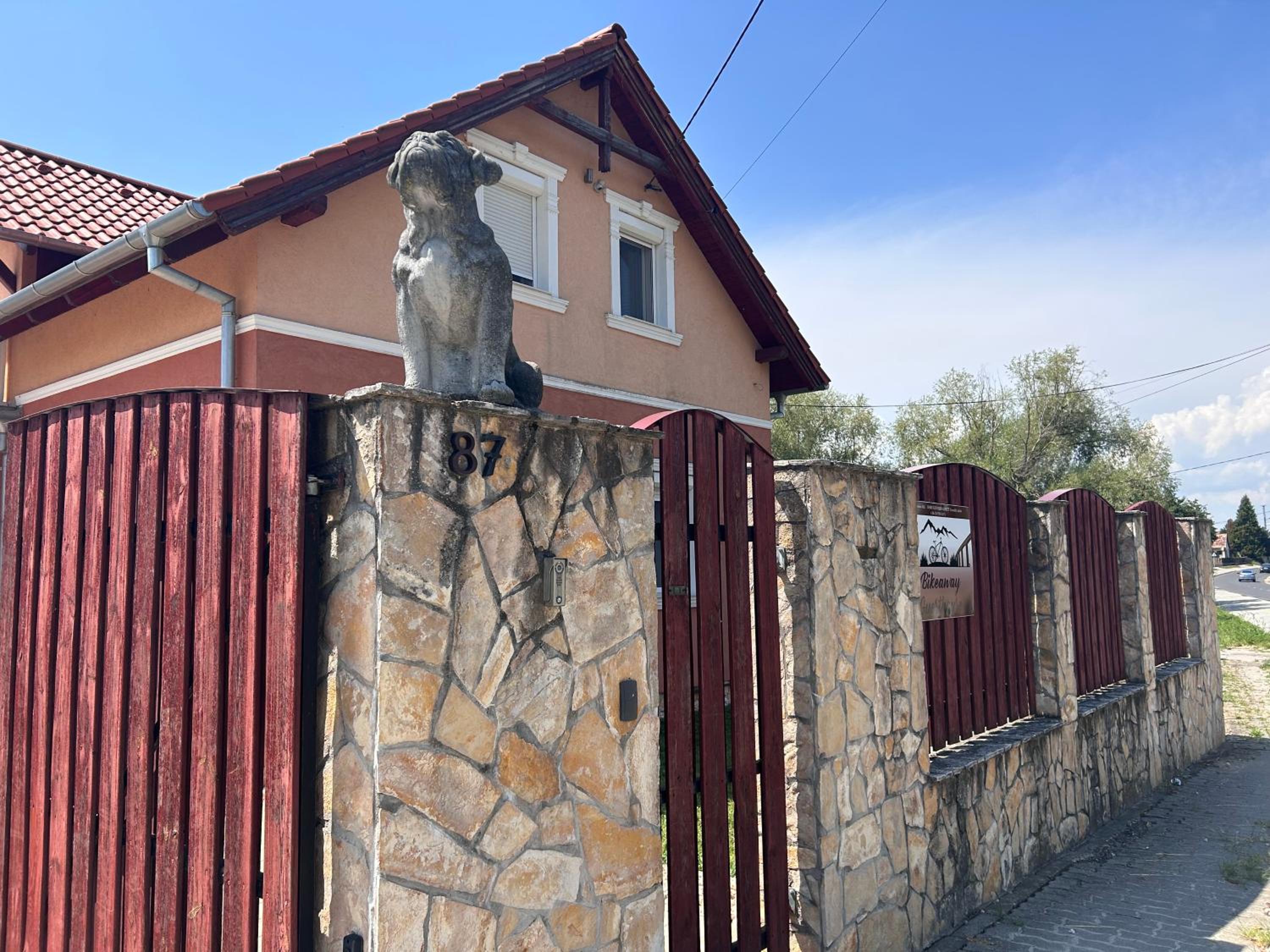 Bikeaway Guesthouse