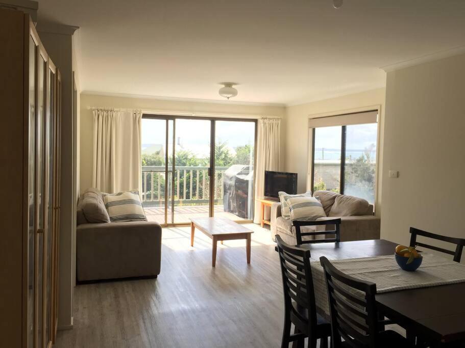Airy Beach Escape in Ventnor