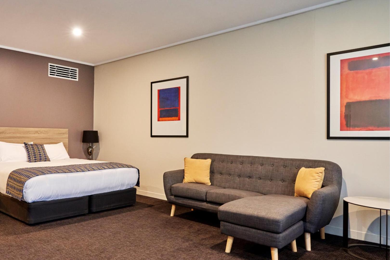 The Dingley Hotel