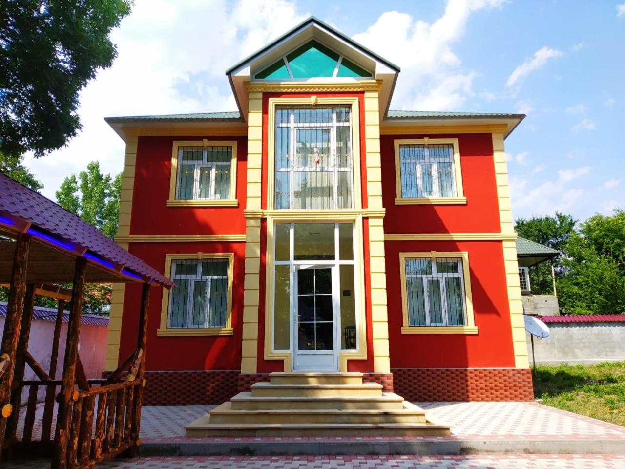 Red Villa Big swimming pool