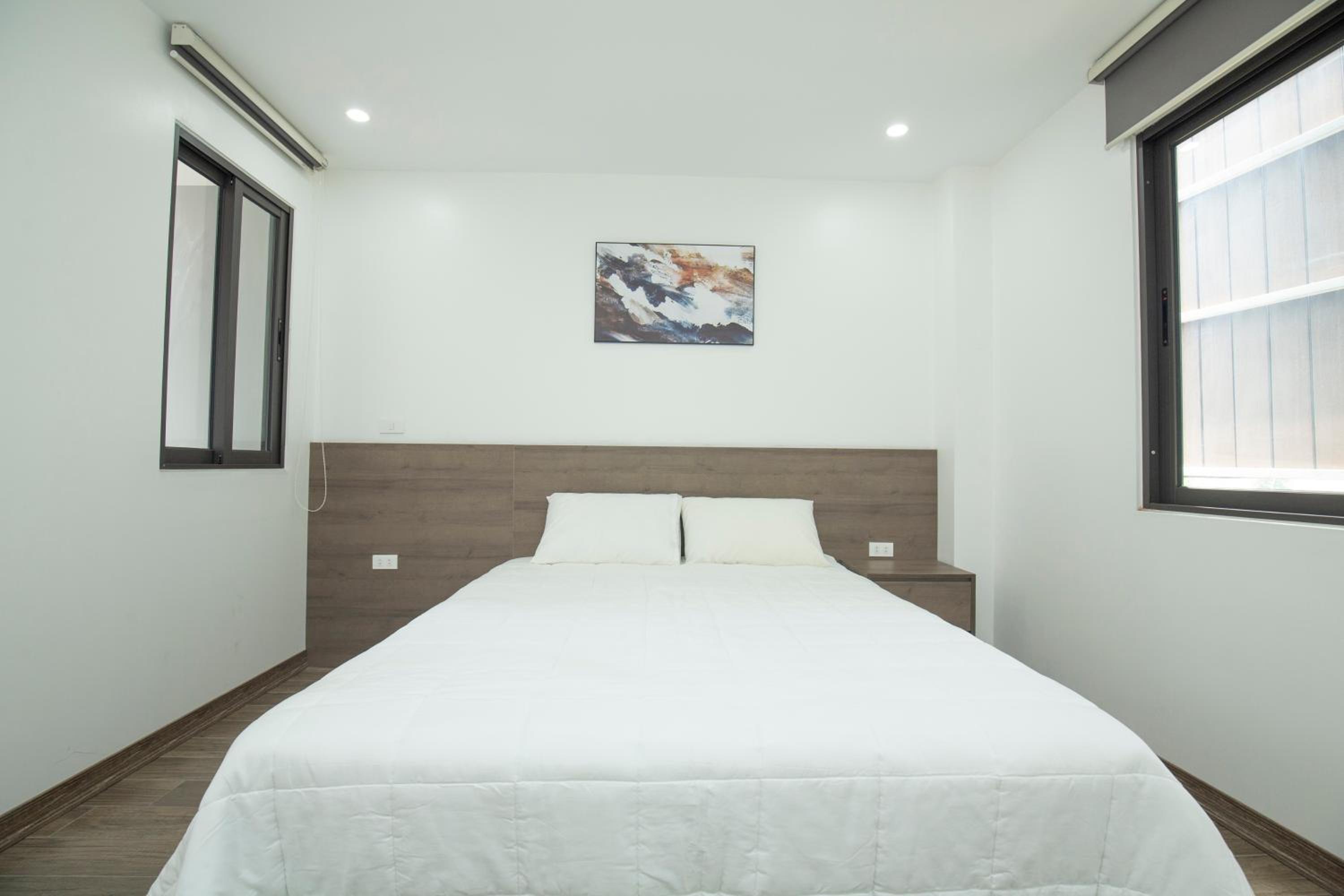 The Valley - Westlake Apartment